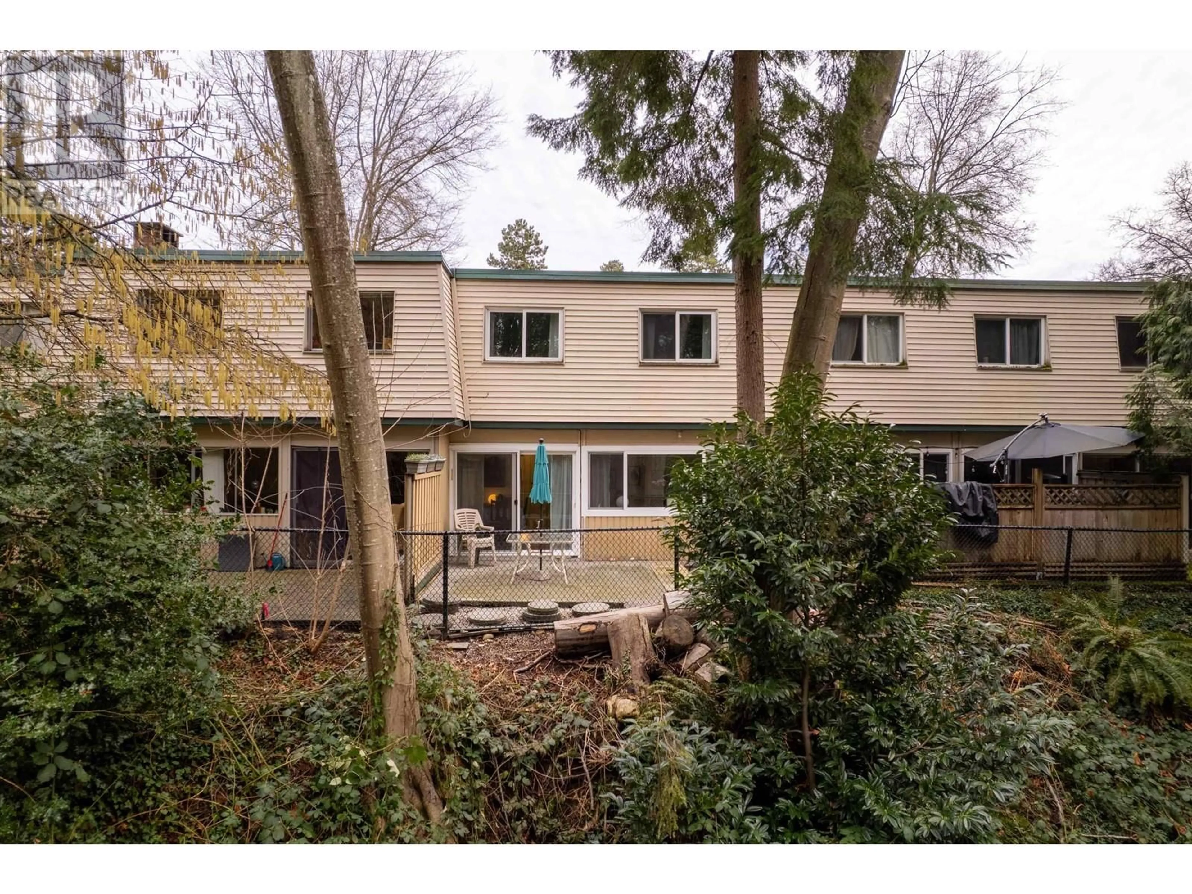 A pic from outside/outdoor area/front of a property/back of a property/a pic from drone, forest/trees view for 847 WESTVIEW DRIVE, North Vancouver British Columbia V7N3X9