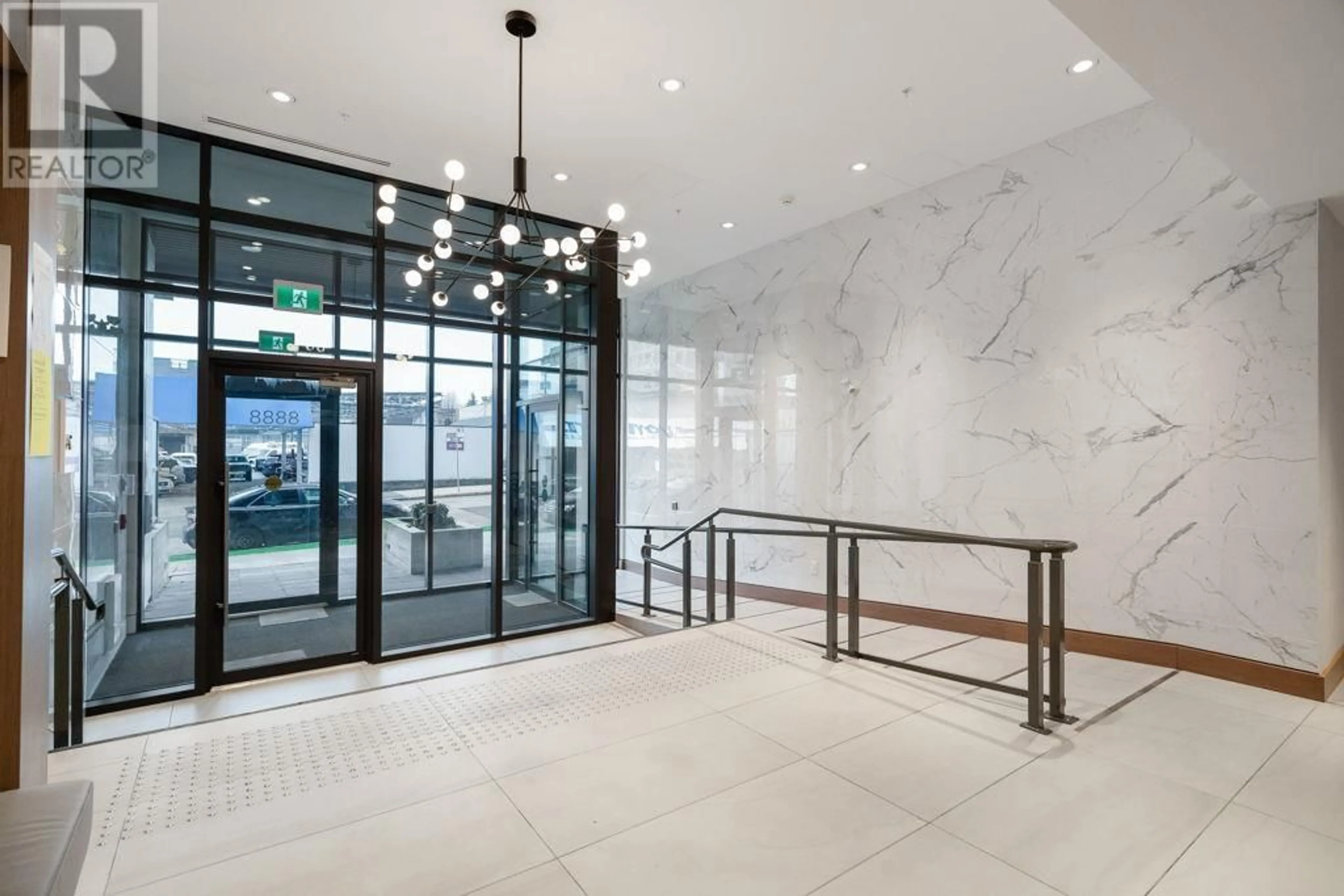 Indoor foyer for 409 - 8888 OSLER STREET, Vancouver British Columbia V6P4G2