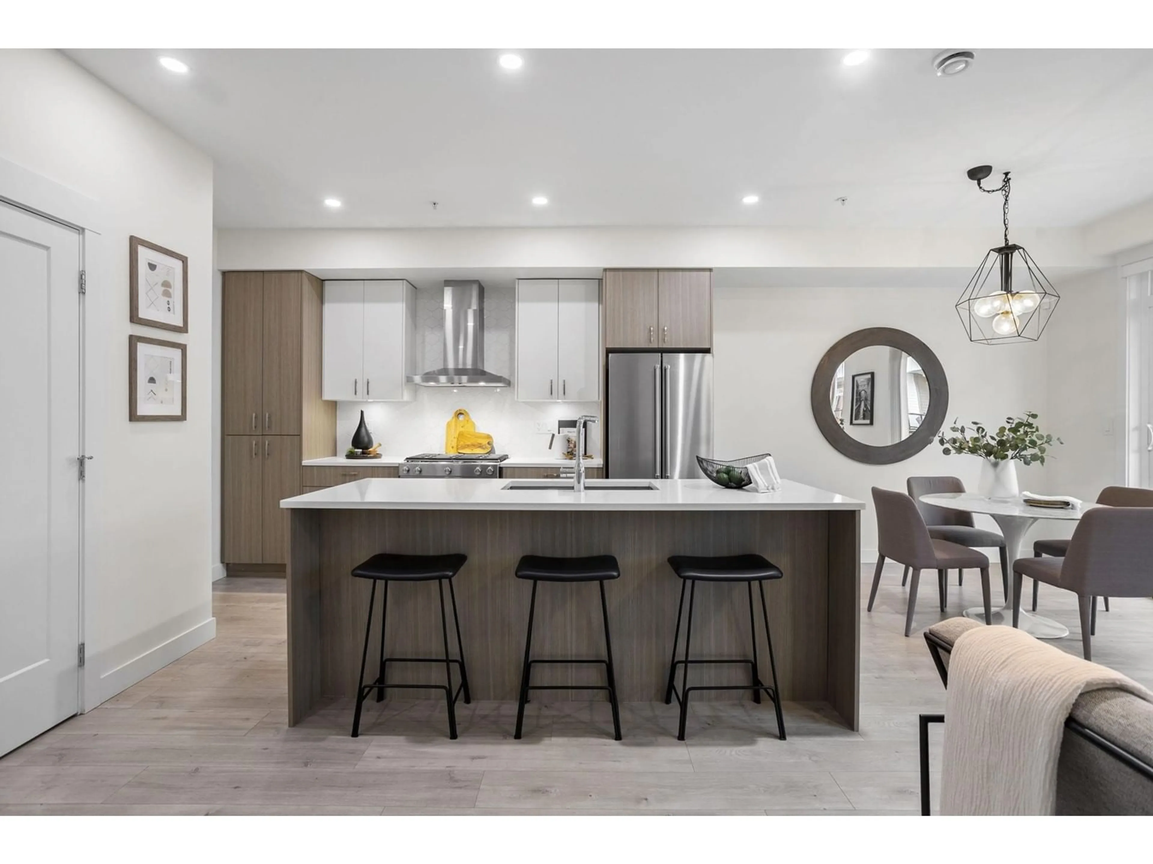 Open concept kitchen, unknown for 22 7947 209 STREET, Langley British Columbia V2Y0C6