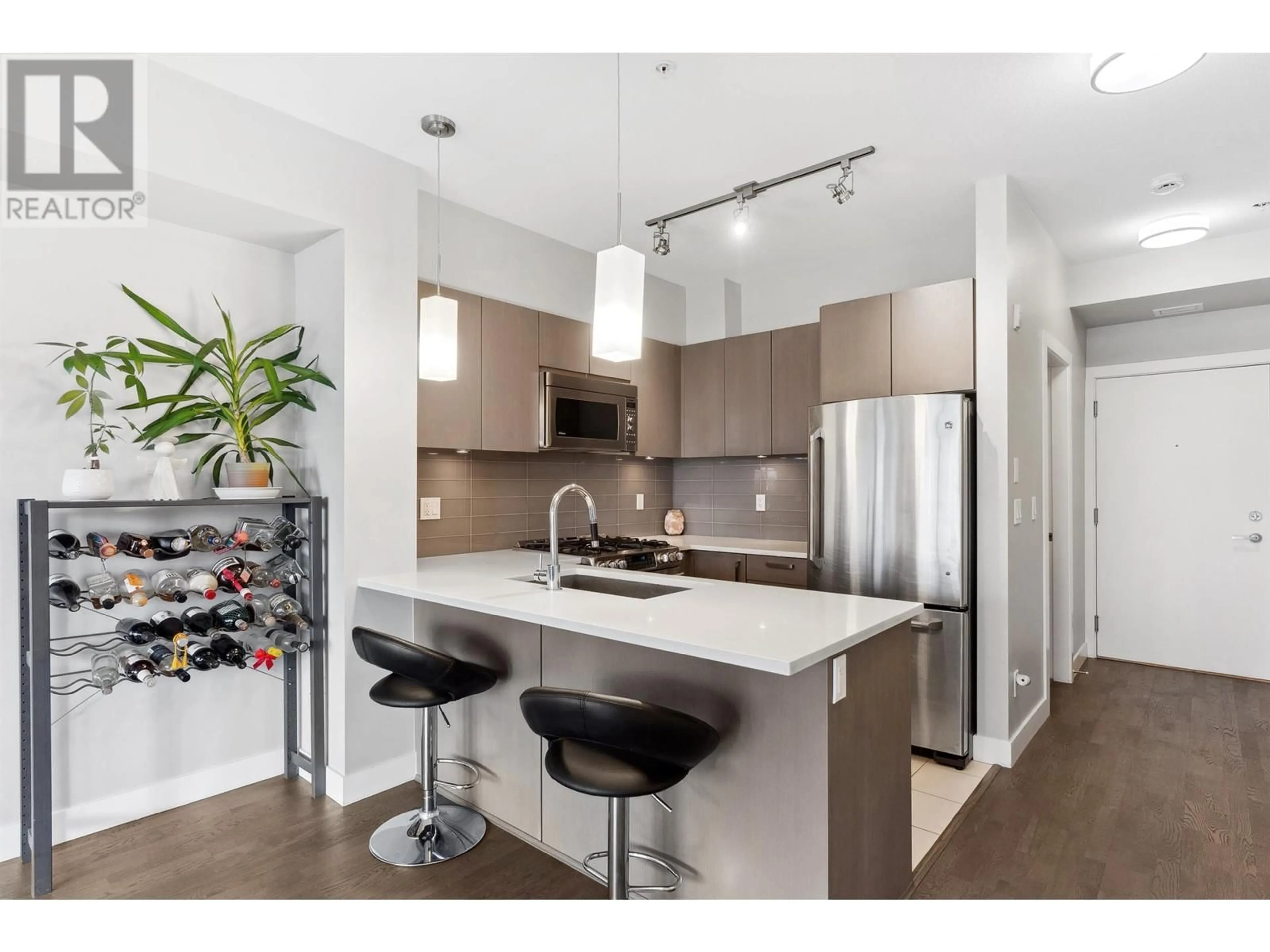 Open concept kitchen, unknown for 209 10155 RIVER DRIVE, Richmond British Columbia V6X0L3