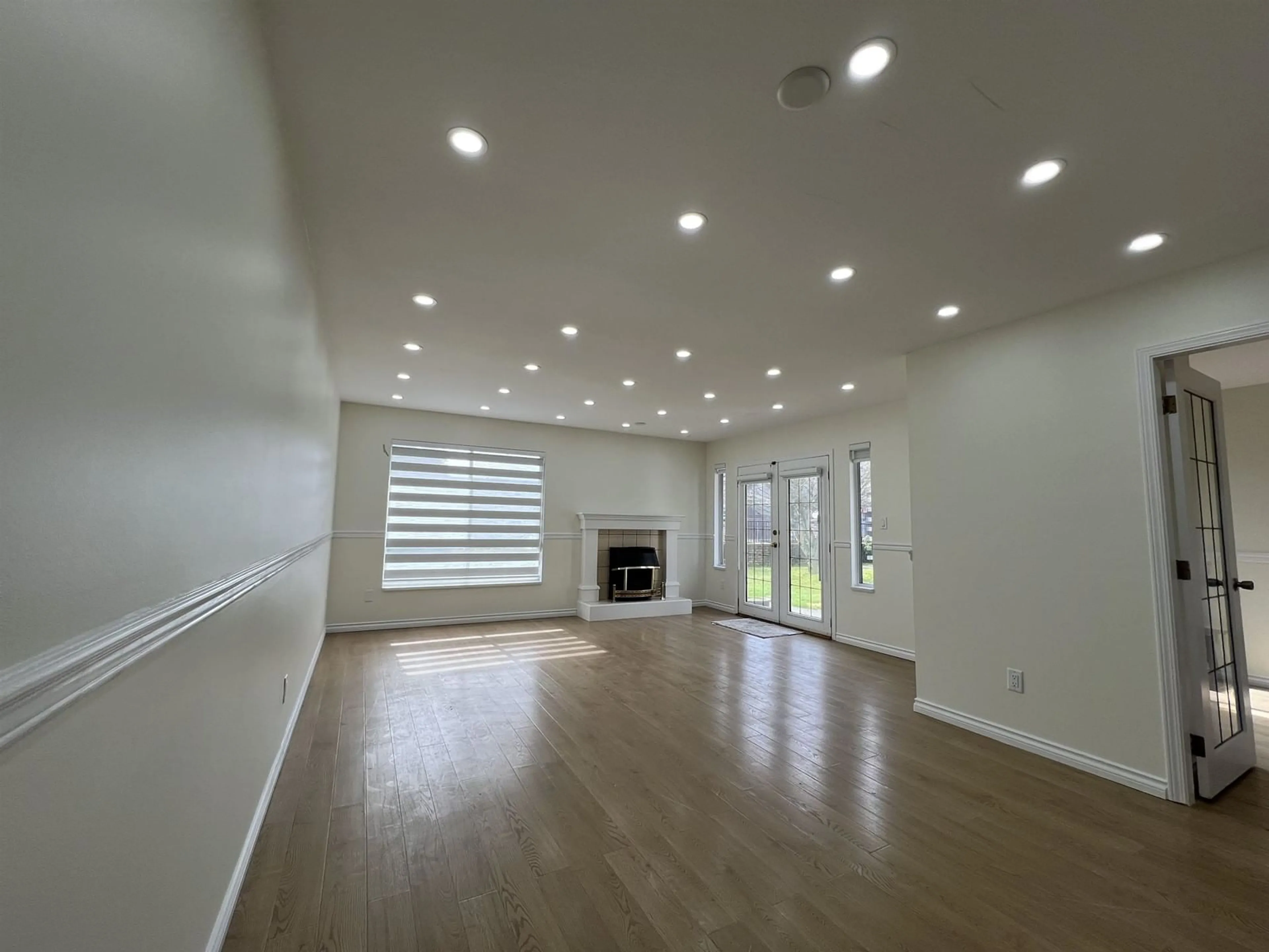 A pic of a room for 129 - 13725 72A AVENUE, Surrey British Columbia V3W0S4