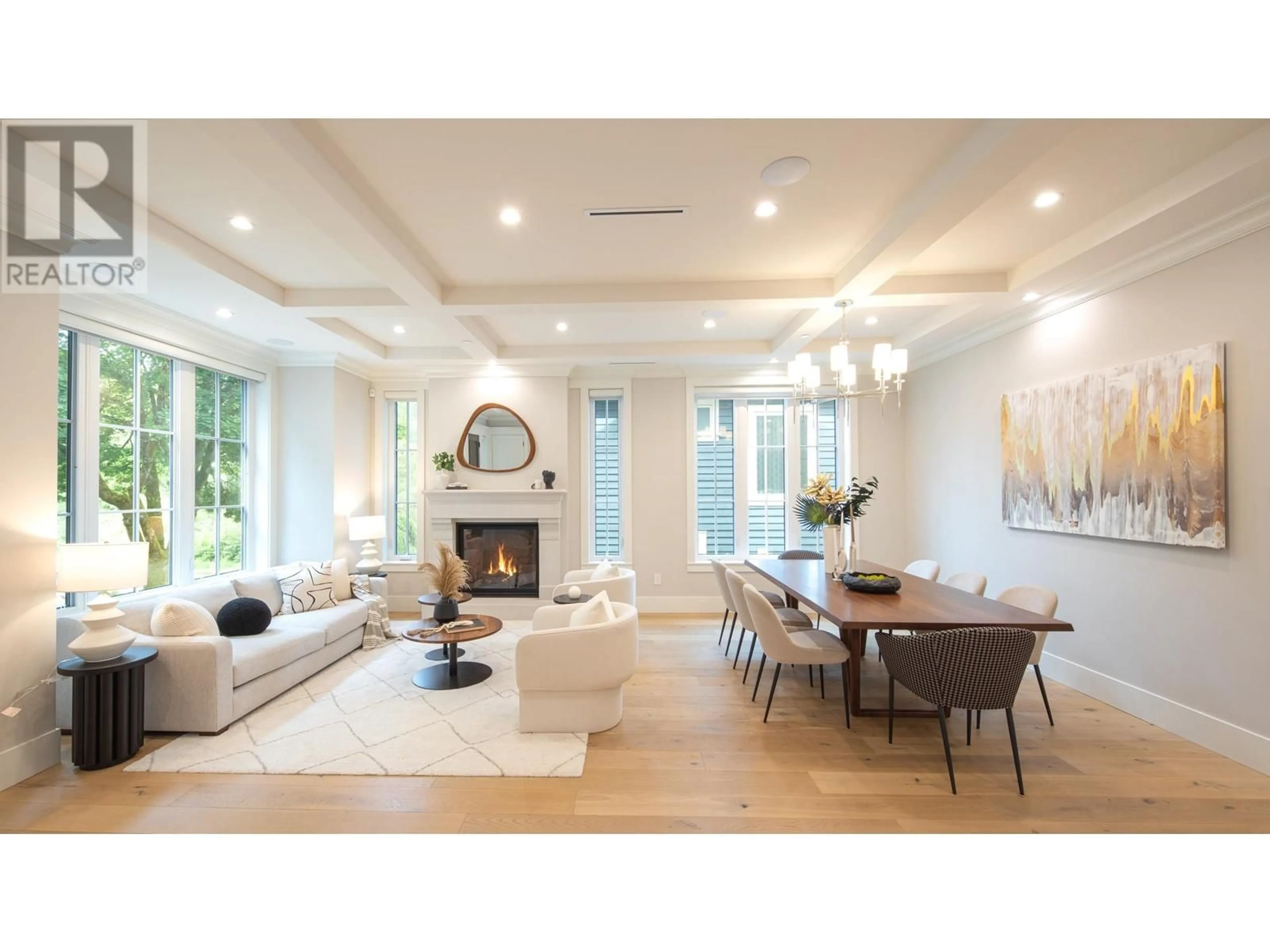A pic from outside/outdoor area/front of a property/back of a property/a pic from drone, street for 4089 19TH AVENUE, Vancouver British Columbia V6S1E2