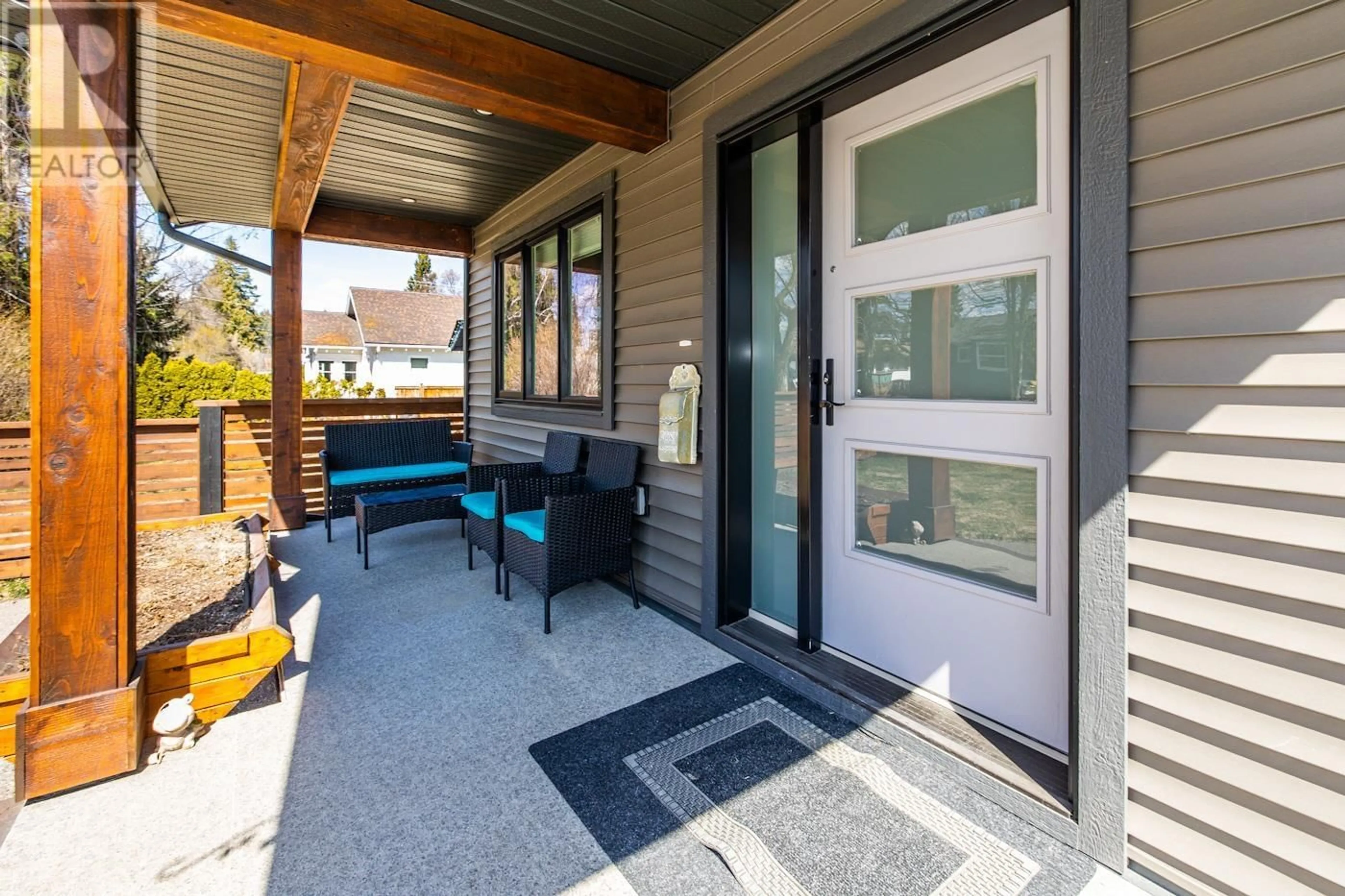 Patio, street for 246 BURDEN STREET, Prince George British Columbia V2M2H1