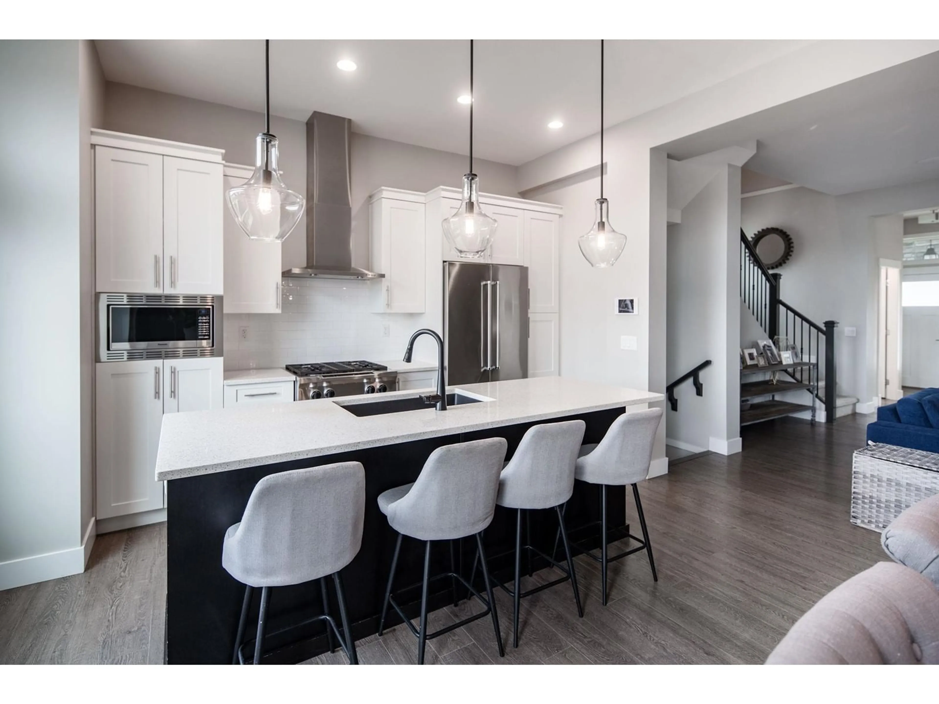 Open concept kitchen, unknown for 15821 29A AVENUE, Surrey British Columbia V3Z0N4