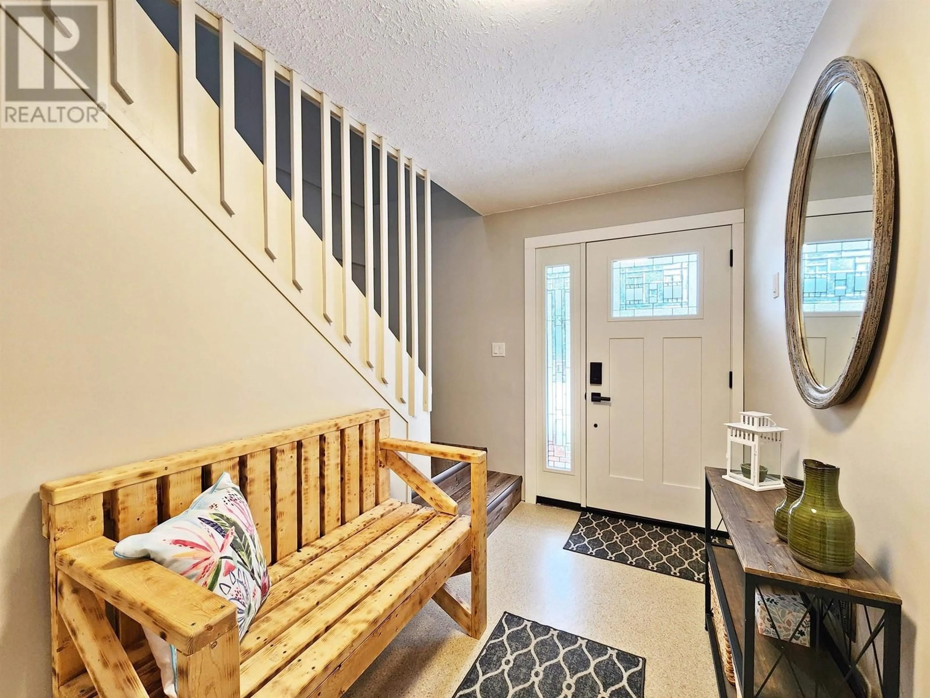 Indoor entryway for 162 GROSZ ROAD, Quesnel British Columbia V2J5J8