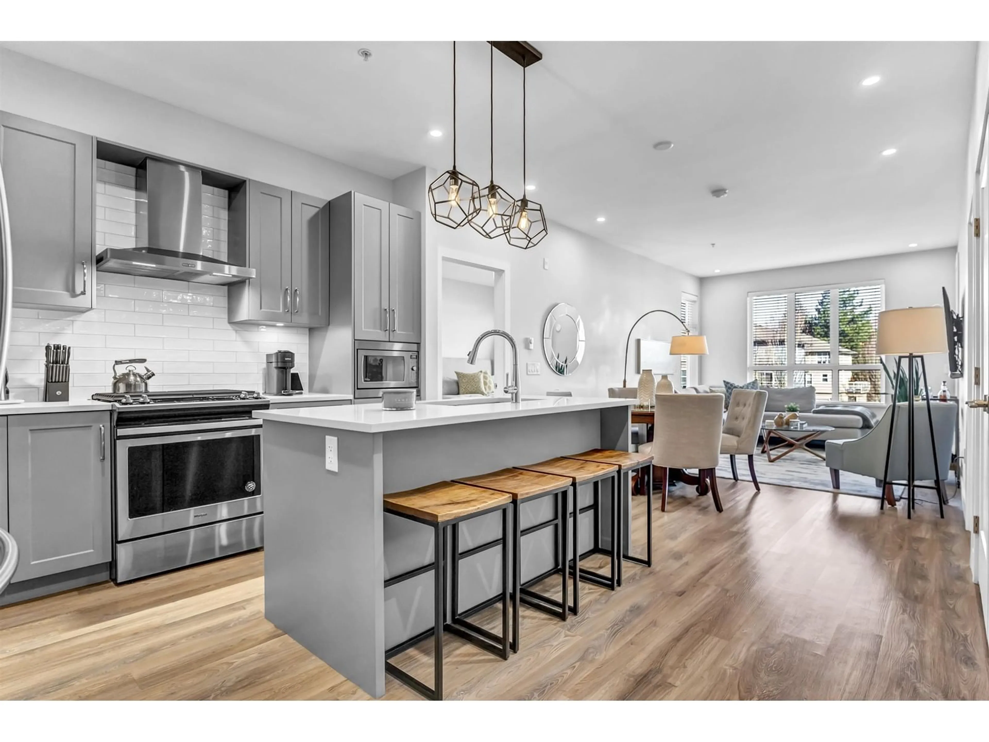 Open concept kitchen, unknown for 312 - 15436 31, Surrey British Columbia V3Z1H3