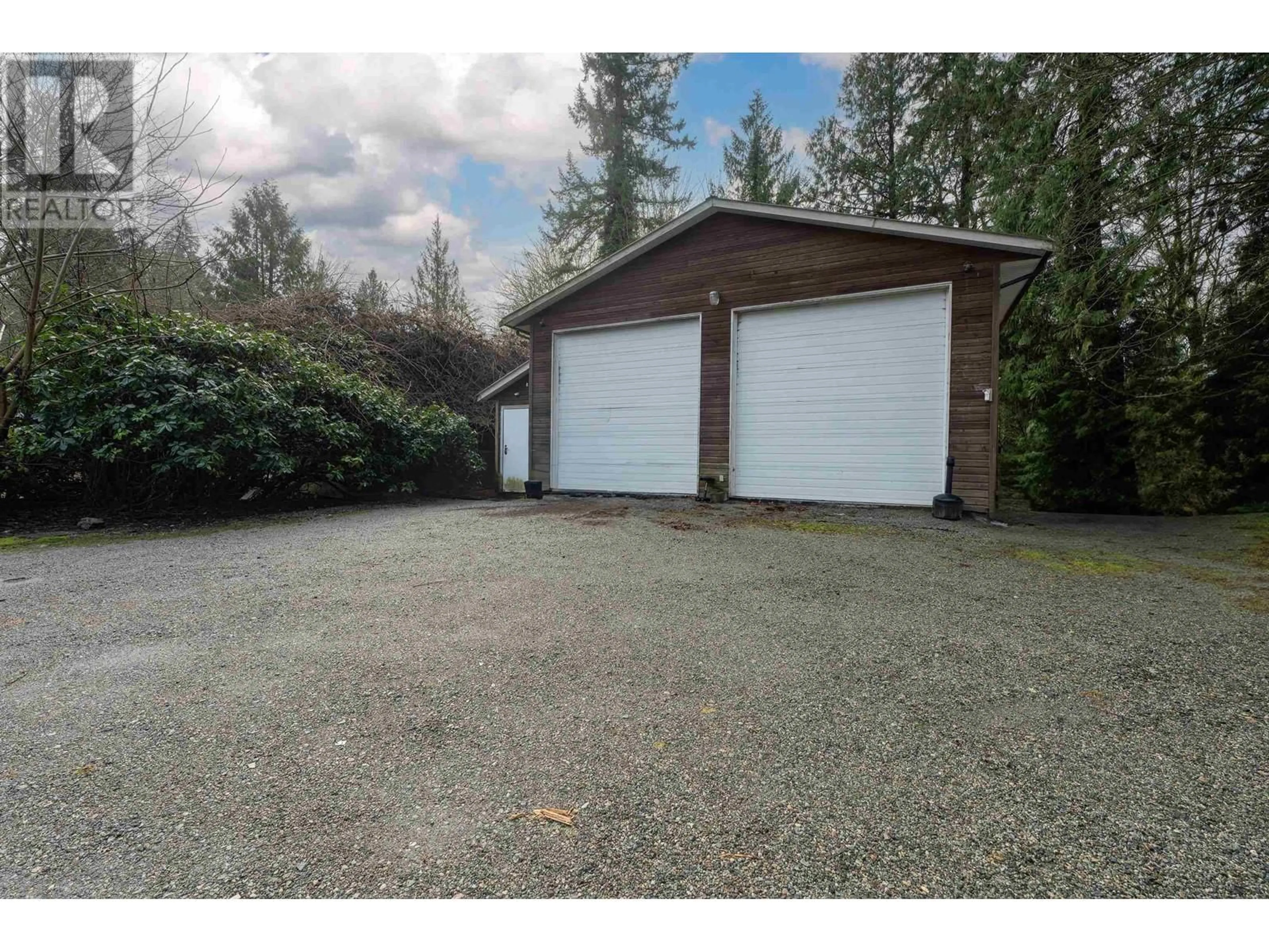 Indoor garage for 24640 110 AVENUE, Maple Ridge British Columbia V2W1G7