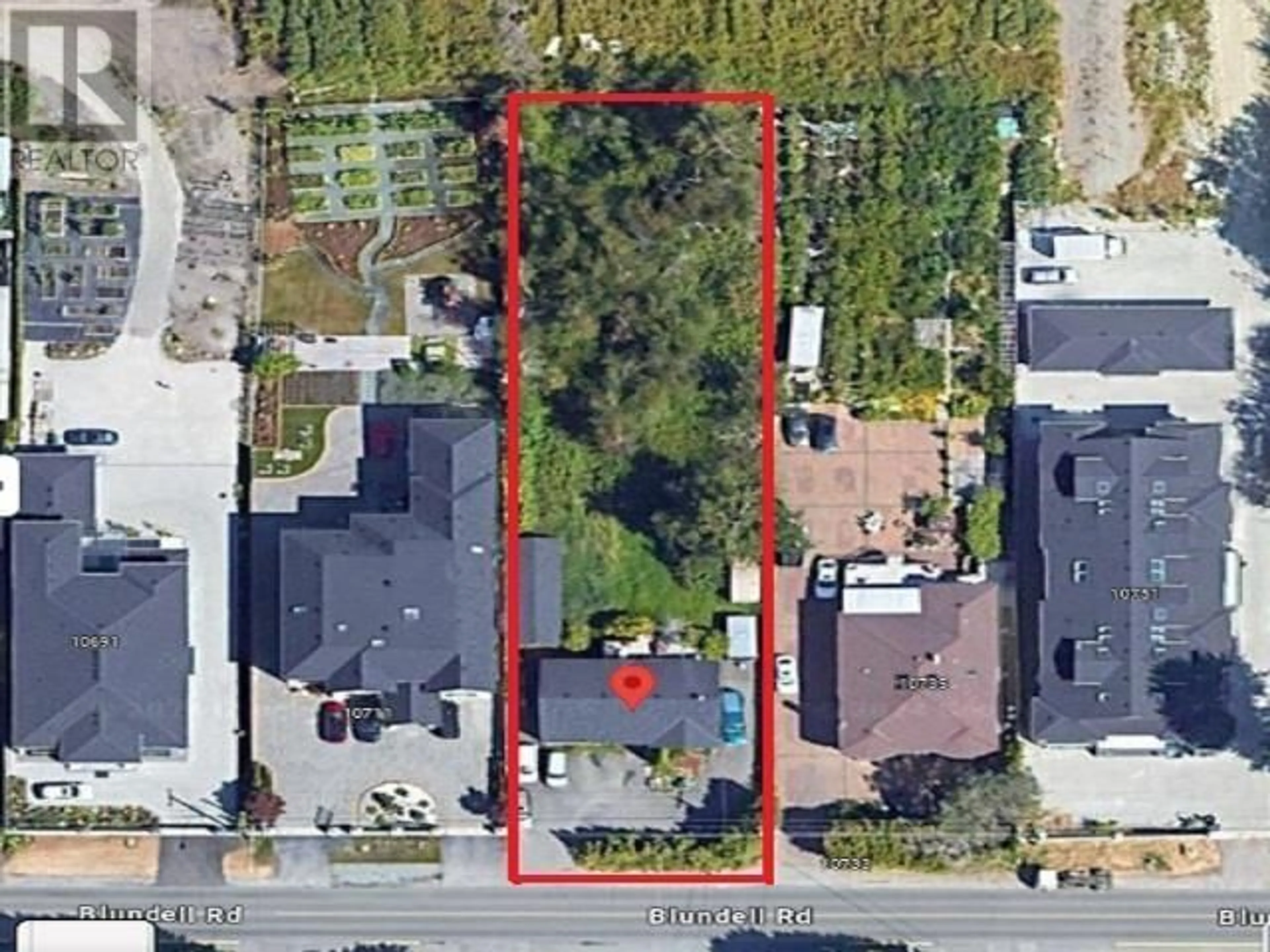 A pic from outside/outdoor area/front of a property/back of a property/a pic from drone, street for 10731 BLUNDELL ROAD, Richmond British Columbia V6Y1L2