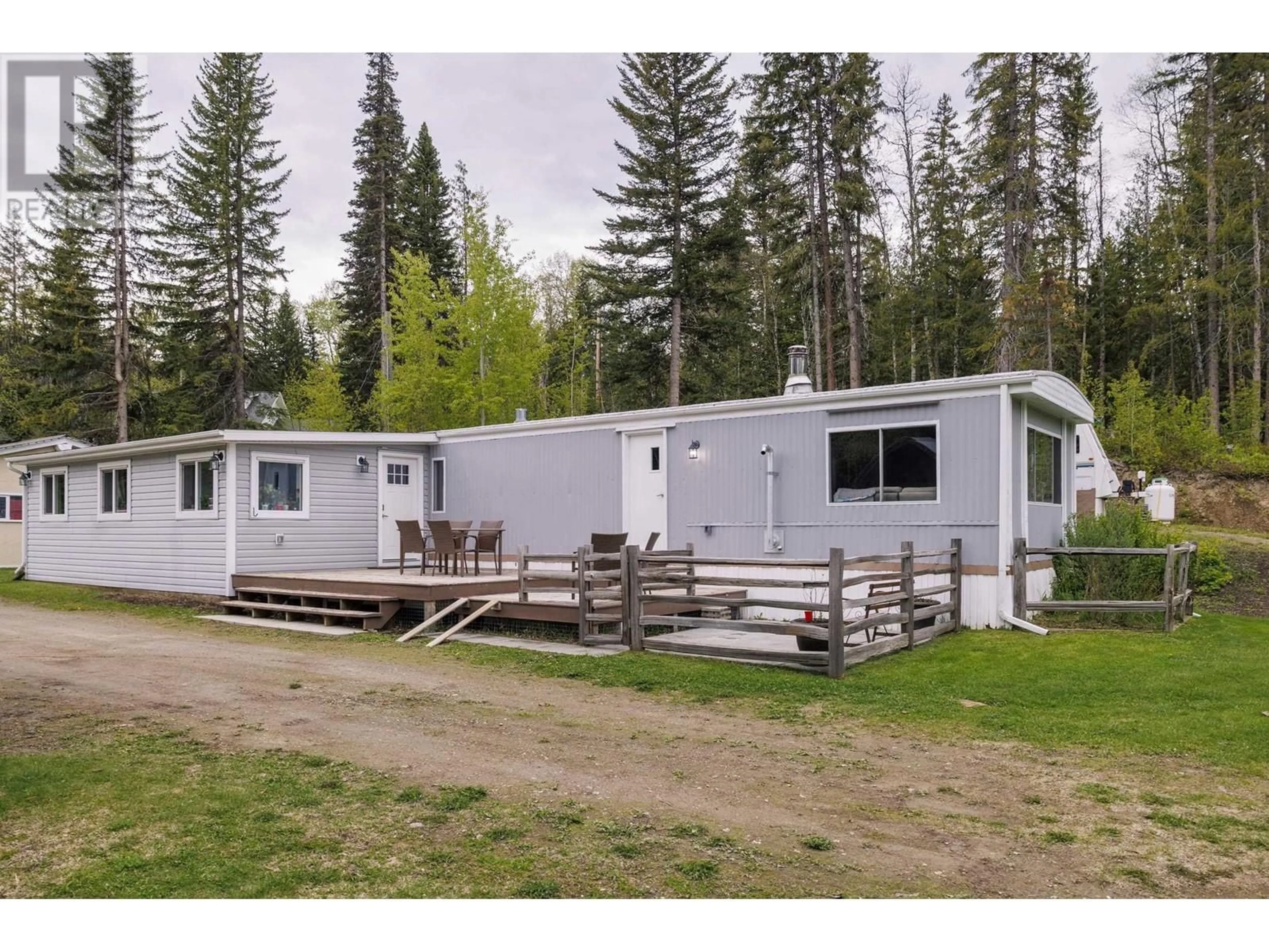 Home with vinyl exterior material, unknown for 3450 DORE RIVER ROAD, McBride British Columbia V0J2E0