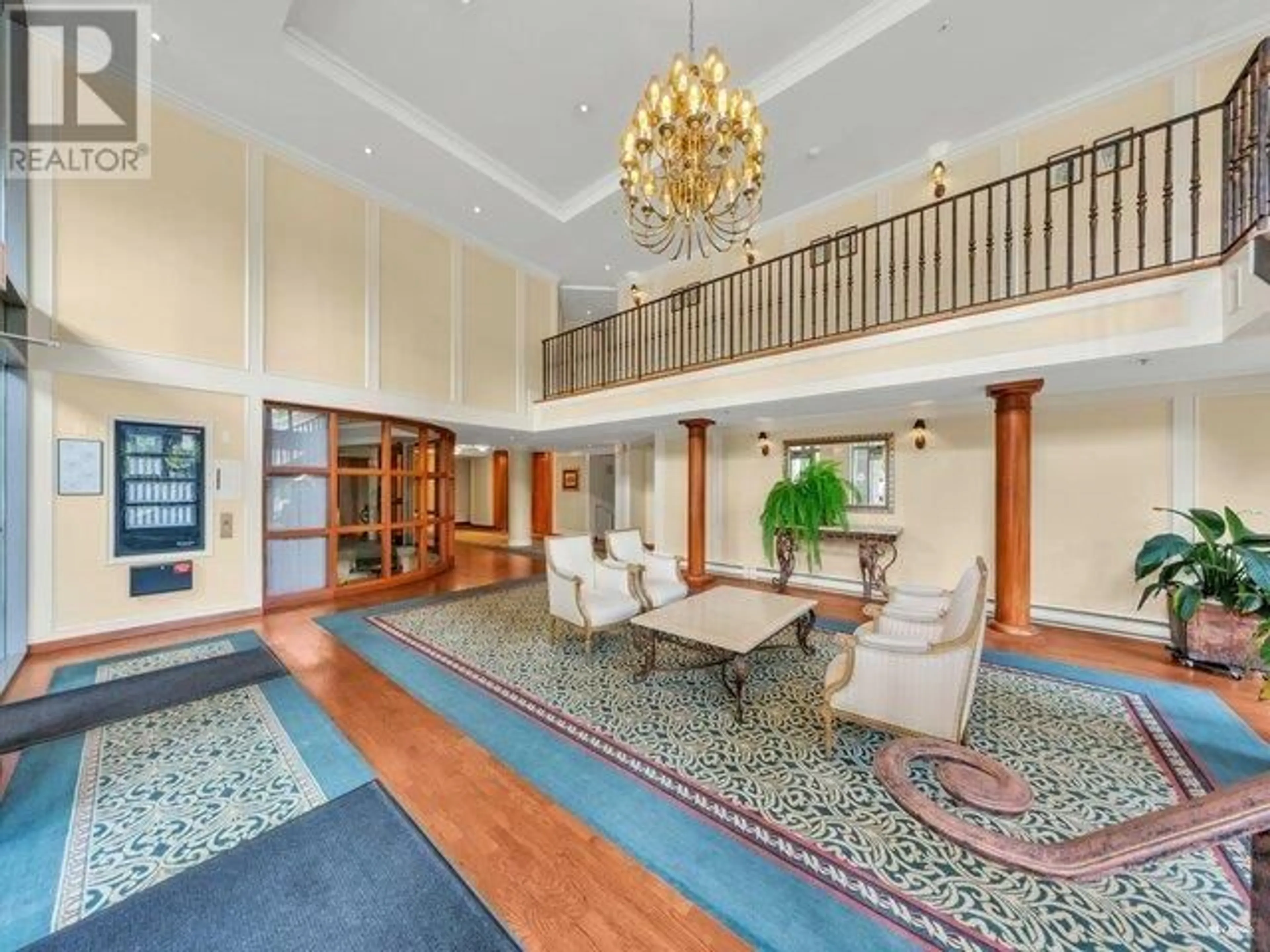 Lobby for 1404 5775 HAMPTON PLACE, Vancouver British Columbia V6T2G6