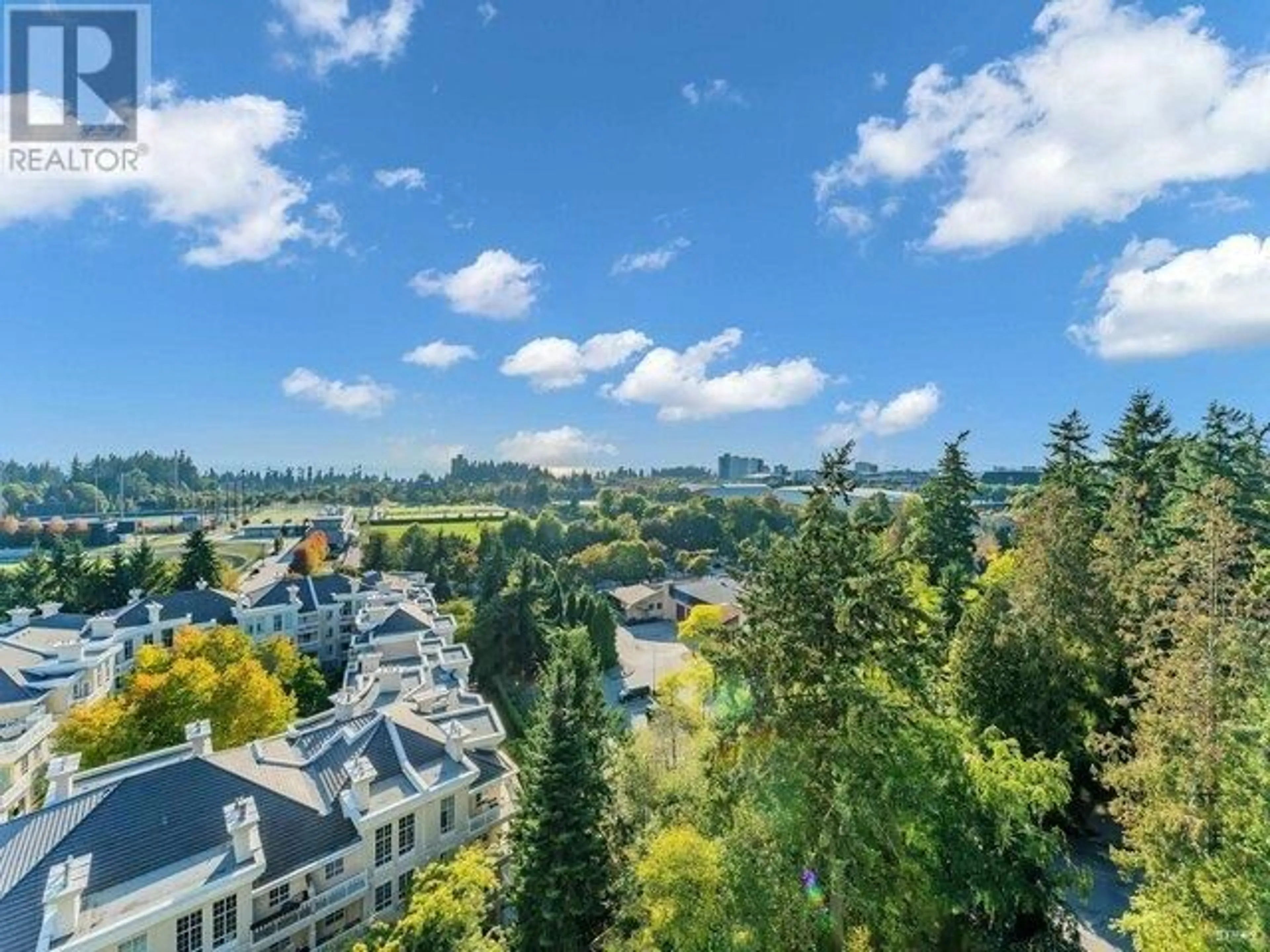 A pic from outside/outdoor area/front of a property/back of a property/a pic from drone, city buildings view from balcony for 1404 5775 HAMPTON PLACE, Vancouver British Columbia V6T2G6