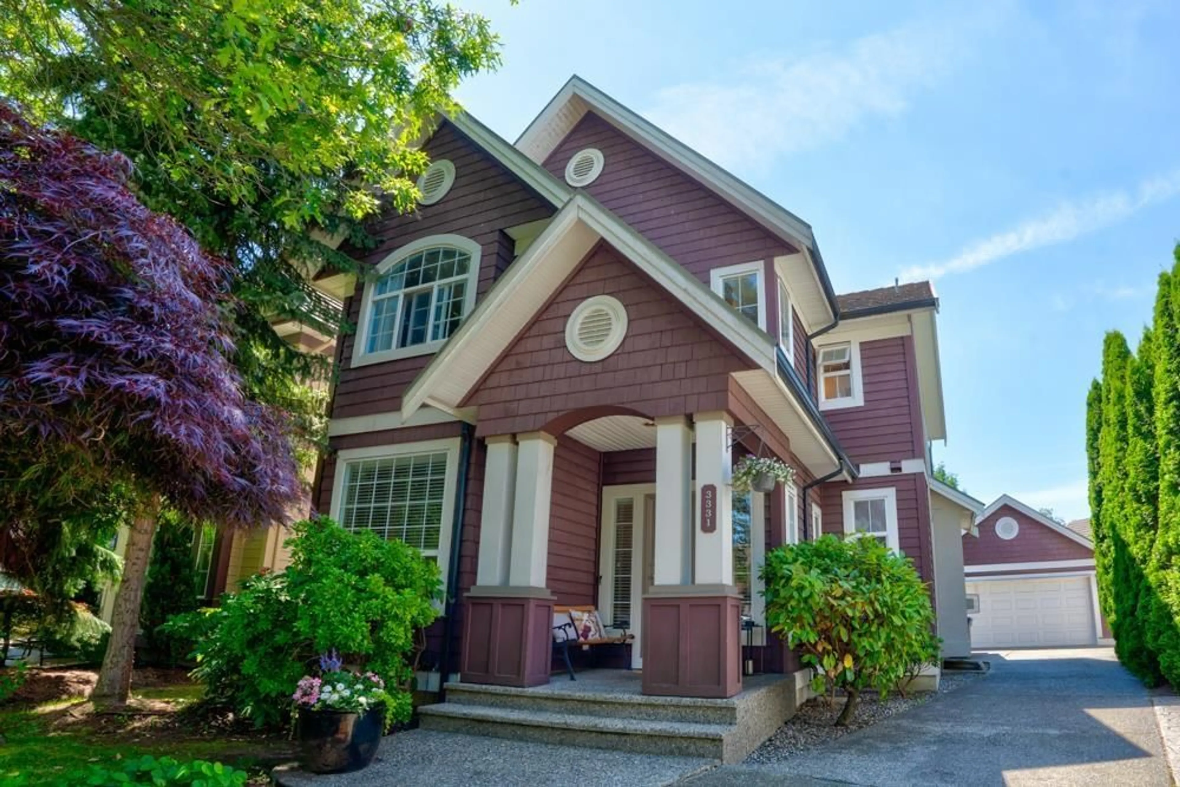 Home with vinyl exterior material, street for 3331 ROSEMARY HEIGHTS CRESCENT, Surrey British Columbia V3Z0K7