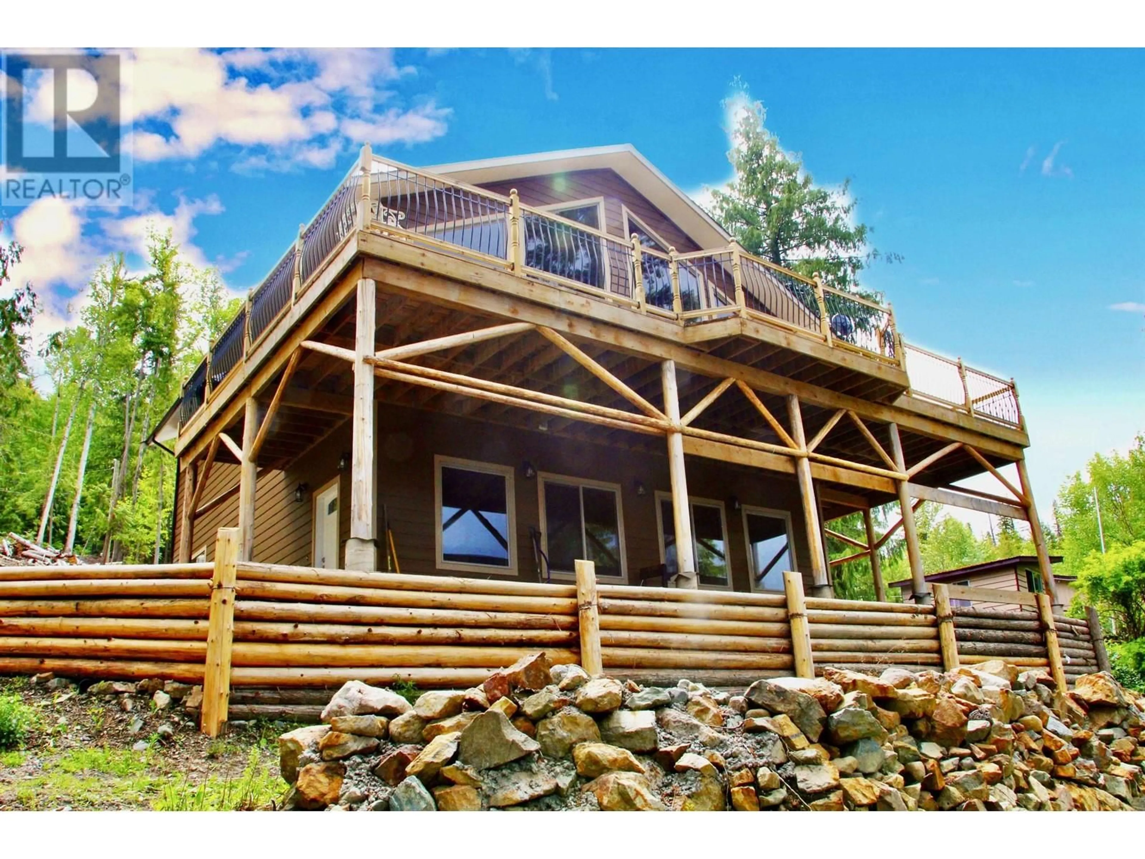 Home with vinyl exterior material, water/lake/river/ocean view for 9019 MAHOOD LAKE ROAD, Mahood Lake British Columbia V0K1X3