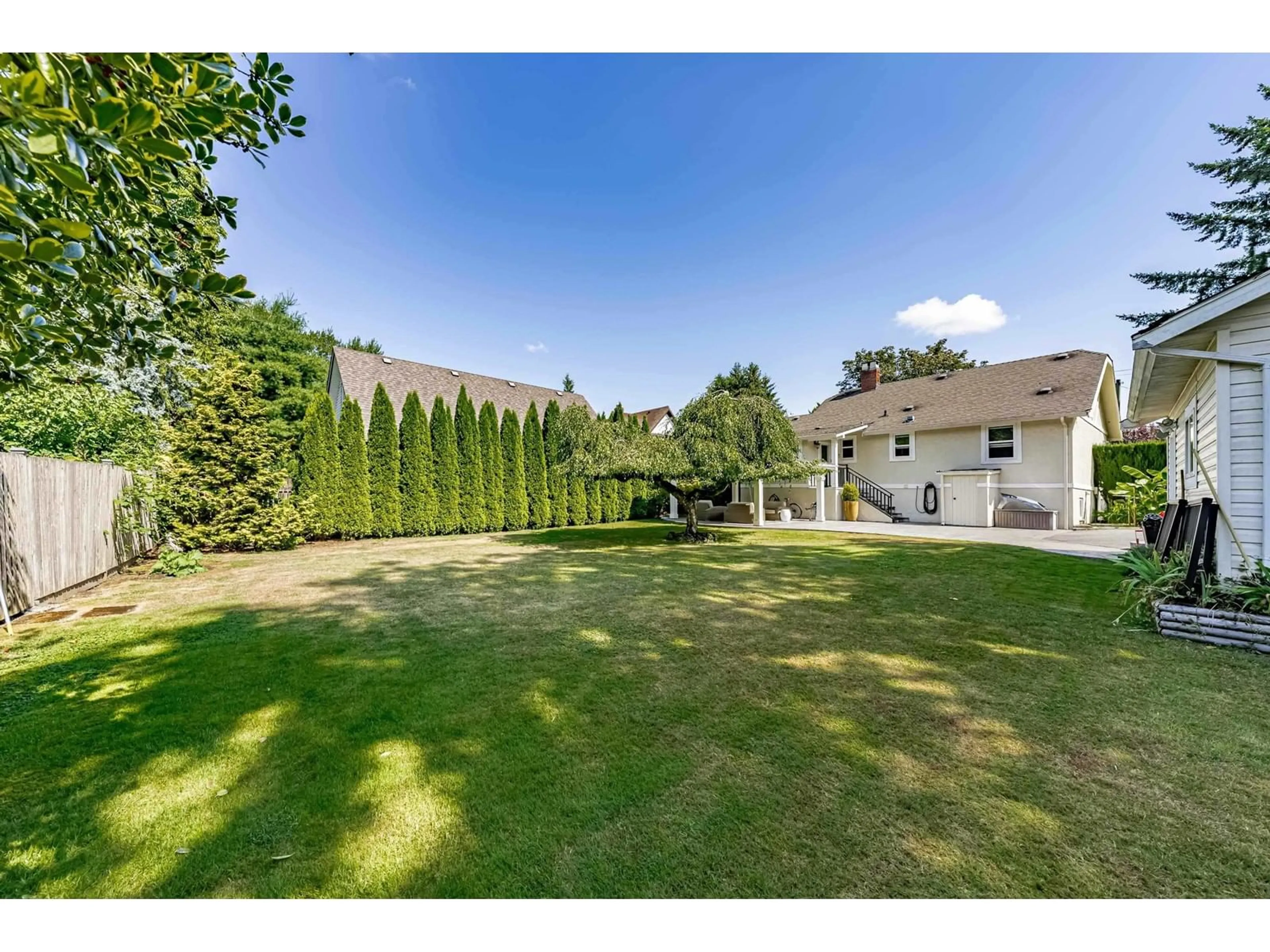 A pic from outside/outdoor area/front of a property/back of a property/a pic from drone, unknown for 20994 OLD YALE ROAD, Langley British Columbia V3A4M5