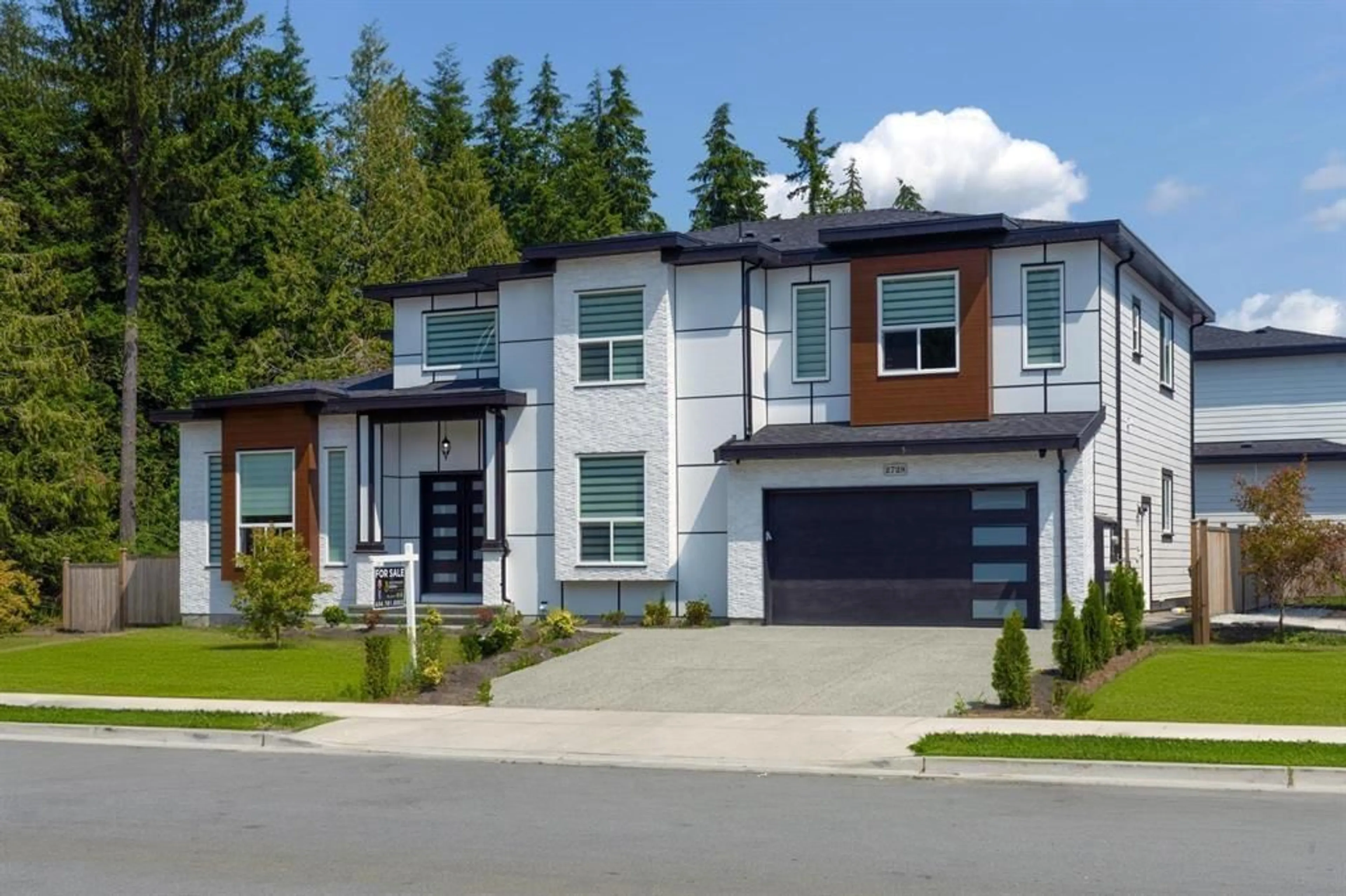 Home with vinyl exterior material, street for 2728 201 STREET, Langley British Columbia V2Z0B6