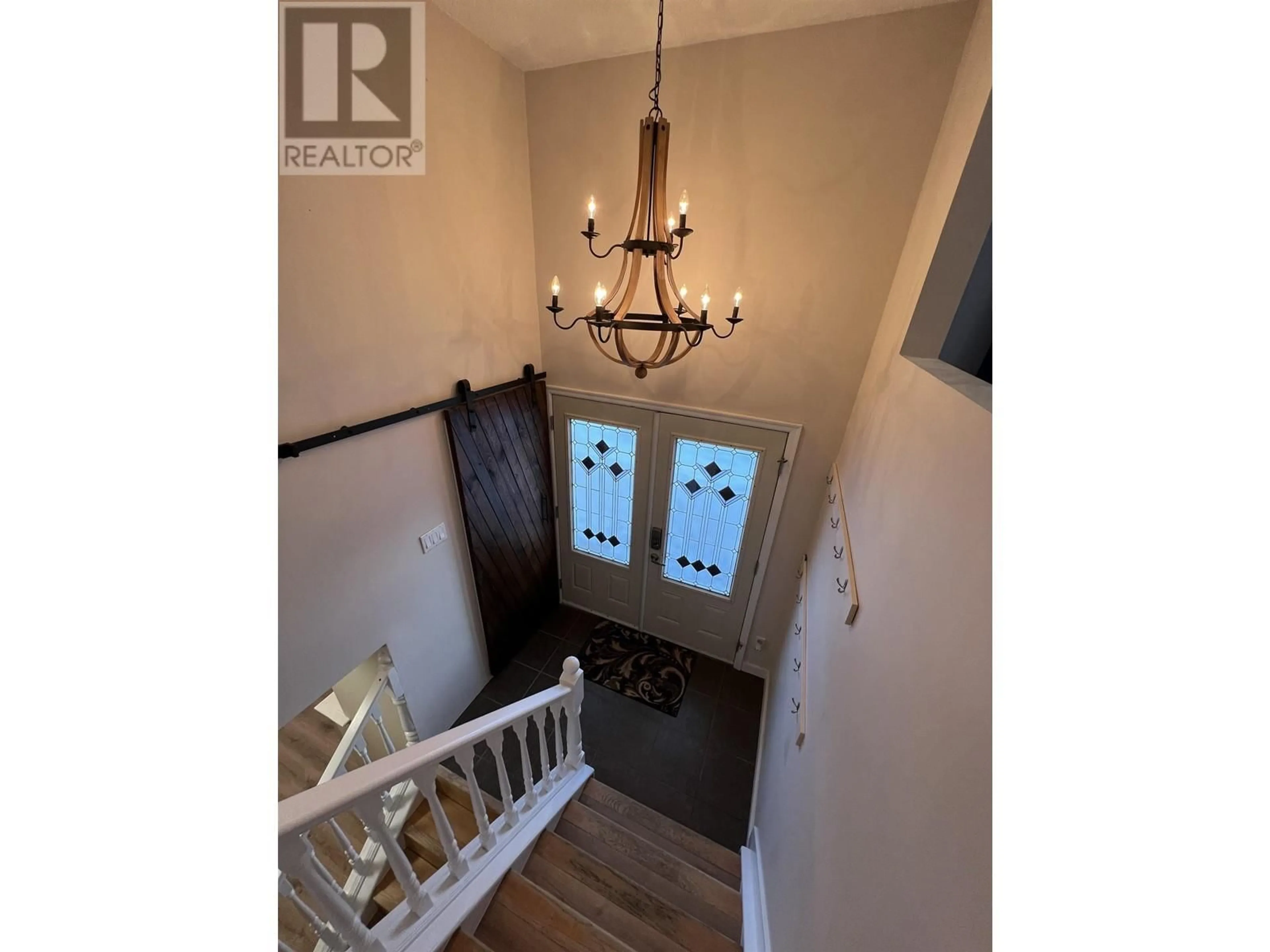 Indoor entryway for 4707 SPRUCE AVENUE, Fort Nelson British Columbia V0C1R0