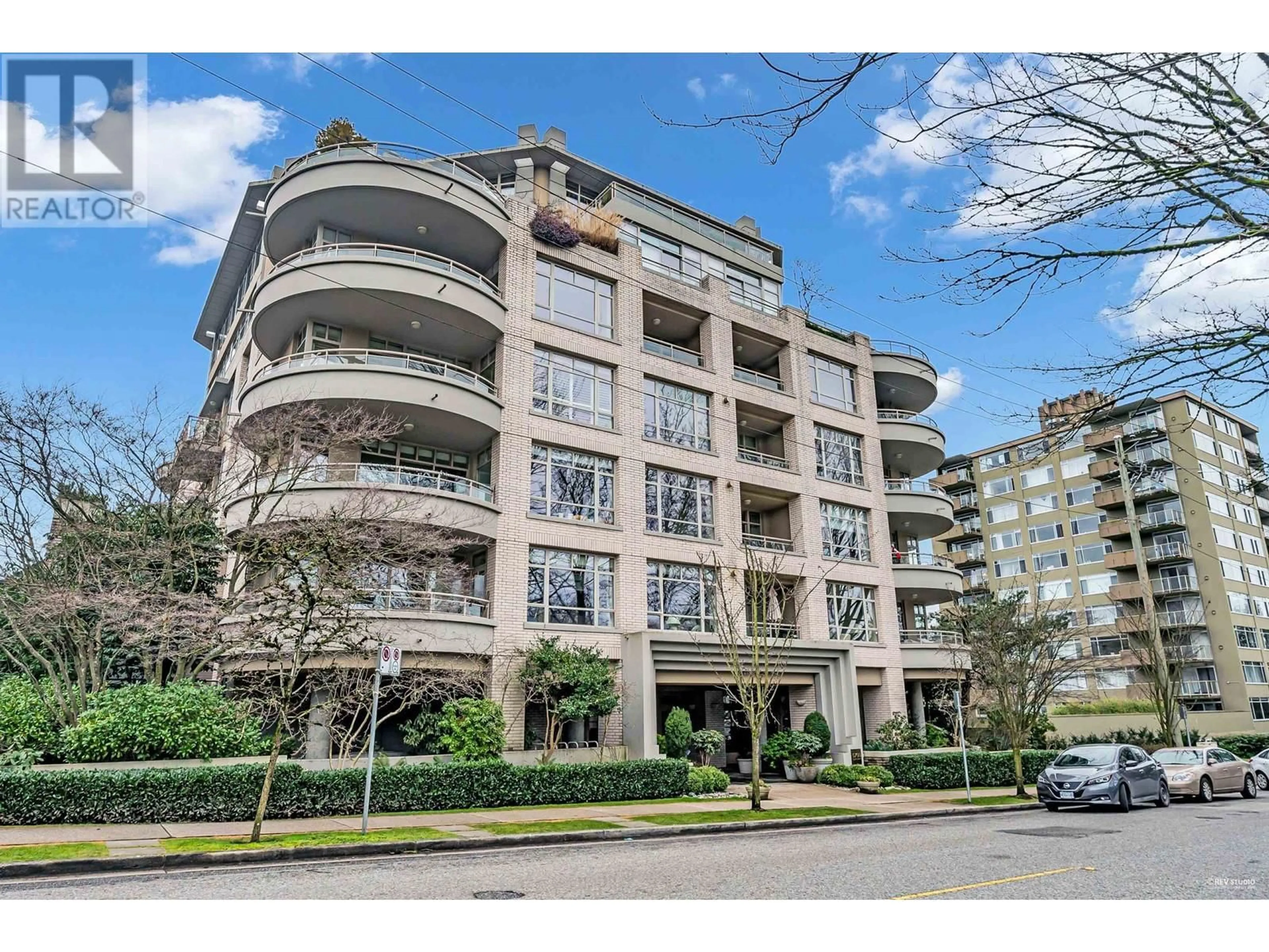 Unknown for 302 5700 LARCH STREET, Vancouver British Columbia V6M4E2