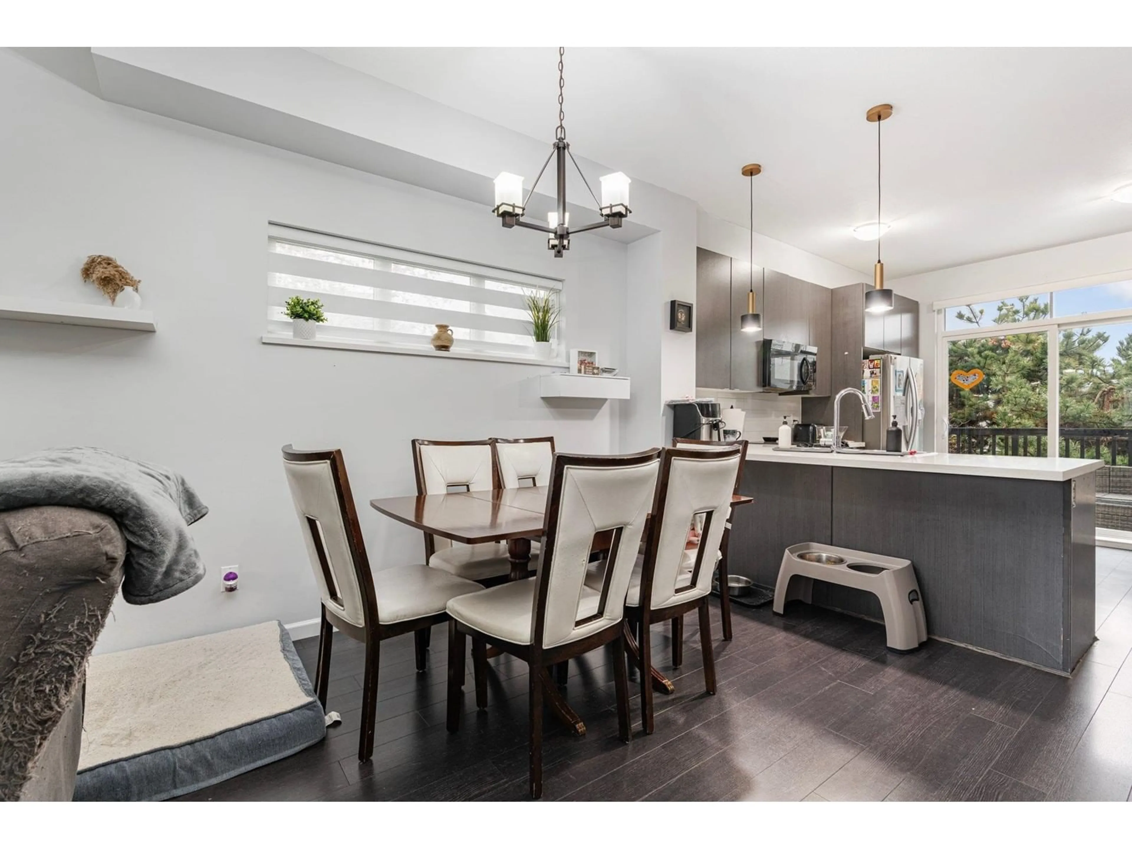 Open concept kitchen, unknown for 88 - 19505 68A, Surrey British Columbia V4N6K3