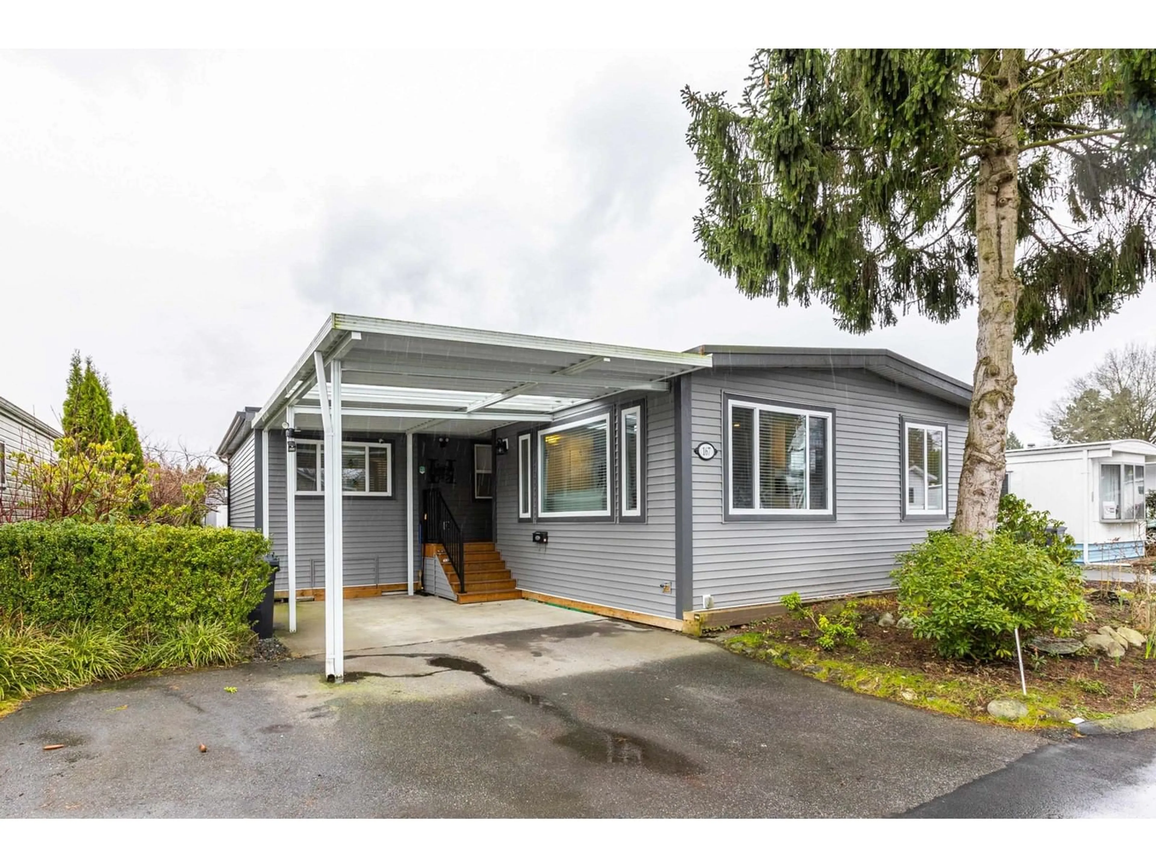 Home with vinyl exterior material, street for 167 - 1840 160TH, Surrey British Columbia V4A4X4