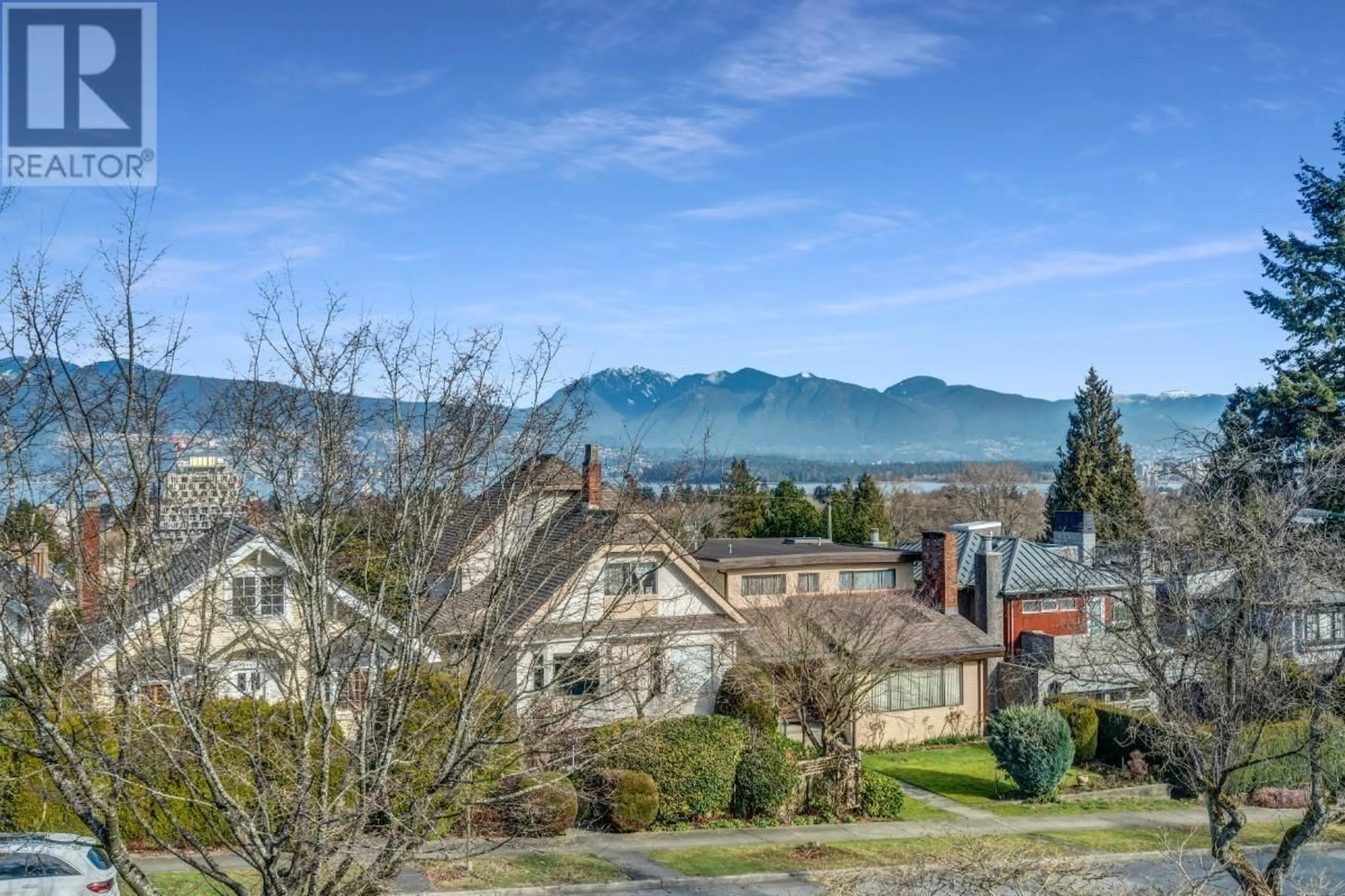 A pic from outside/outdoor area/front of a property/back of a property/a pic from drone, mountain view for 3716 W 14TH AVENUE, Vancouver British Columbia V6R2W7