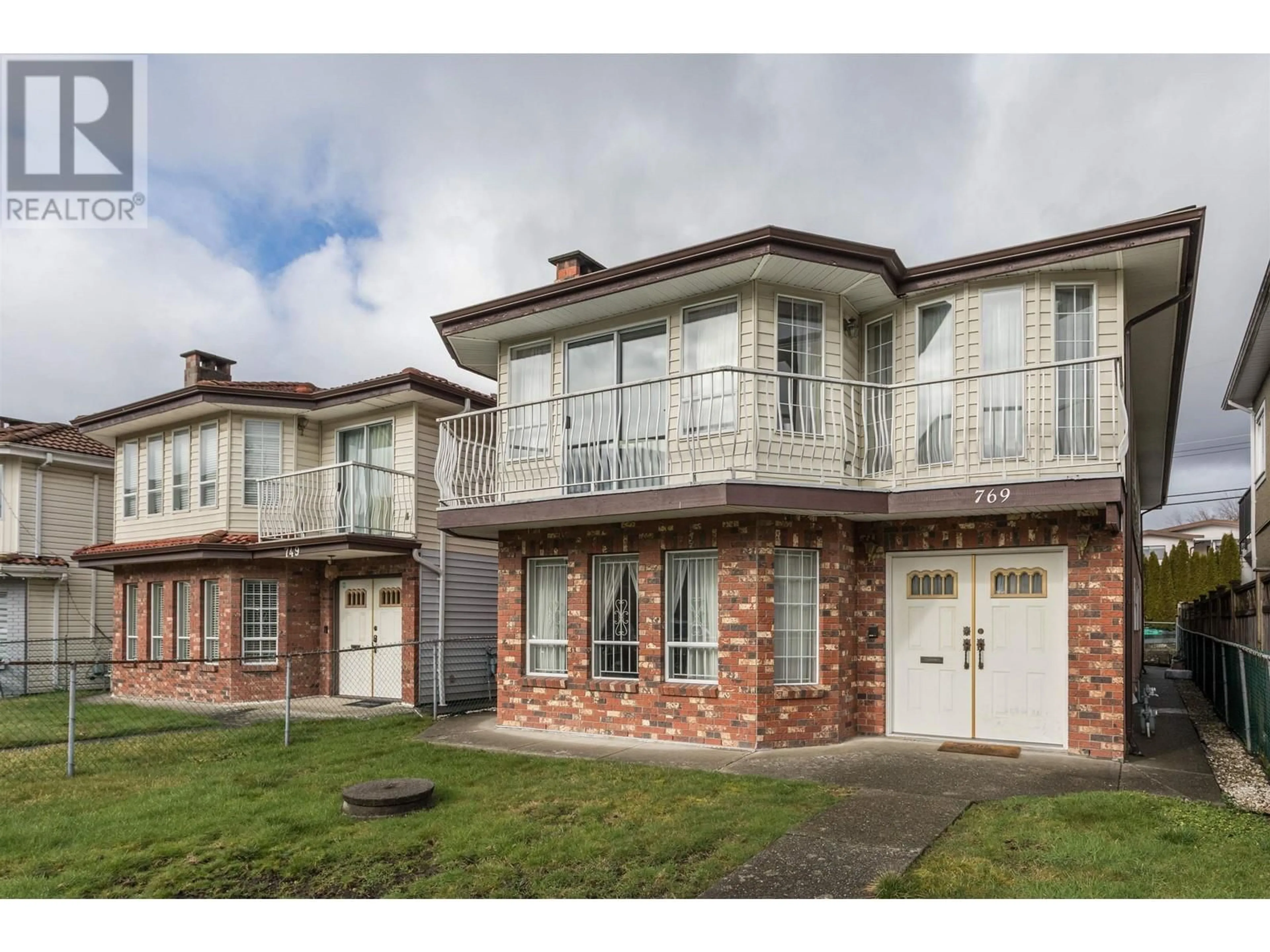 Home with brick exterior material, unknown for 769 18TH AVENUE, Vancouver British Columbia V5V1G6