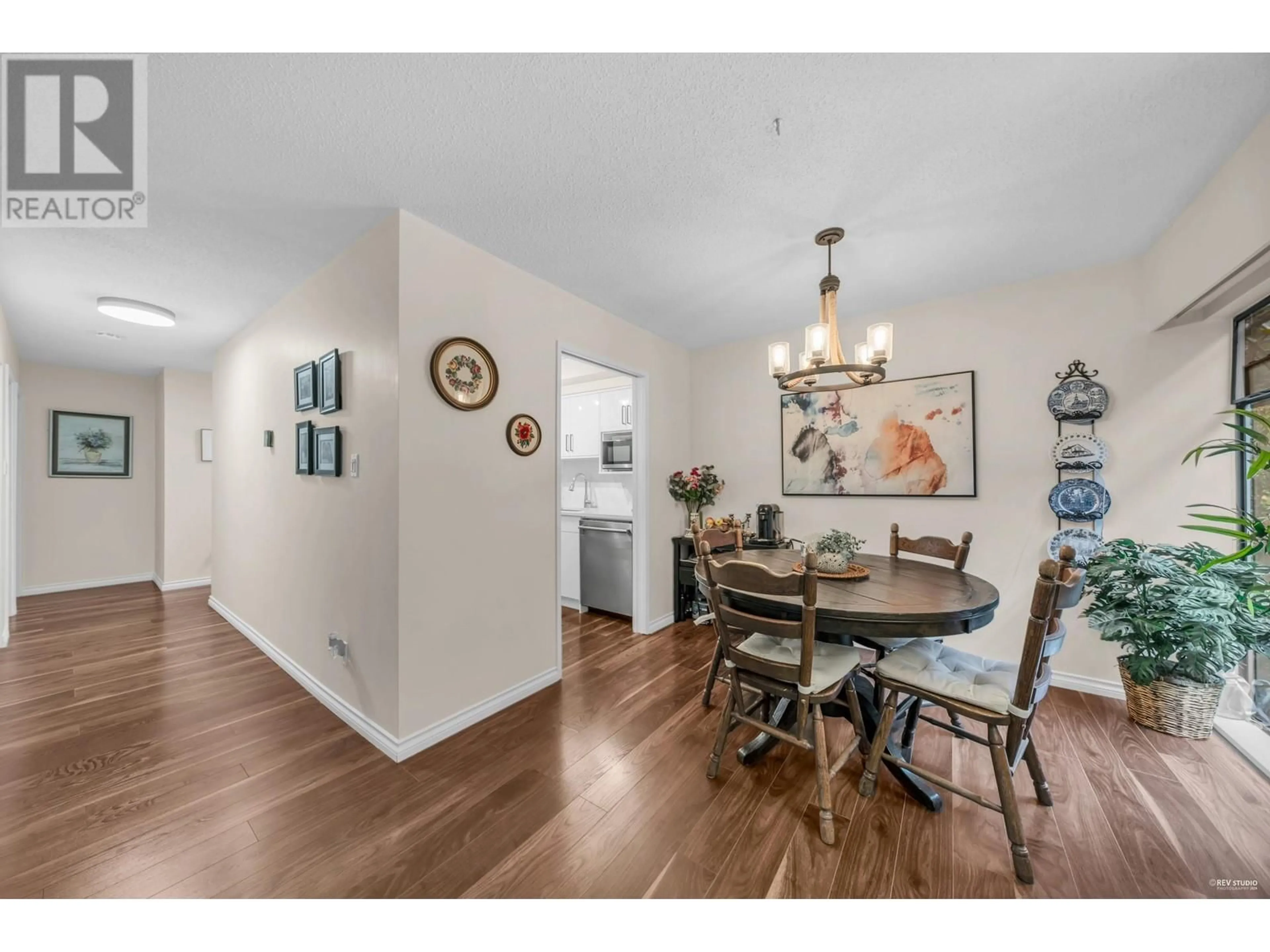 Dining room, wood/laminate floor for 204 2275 W 40TH AVENUE, Vancouver British Columbia V6M1W7