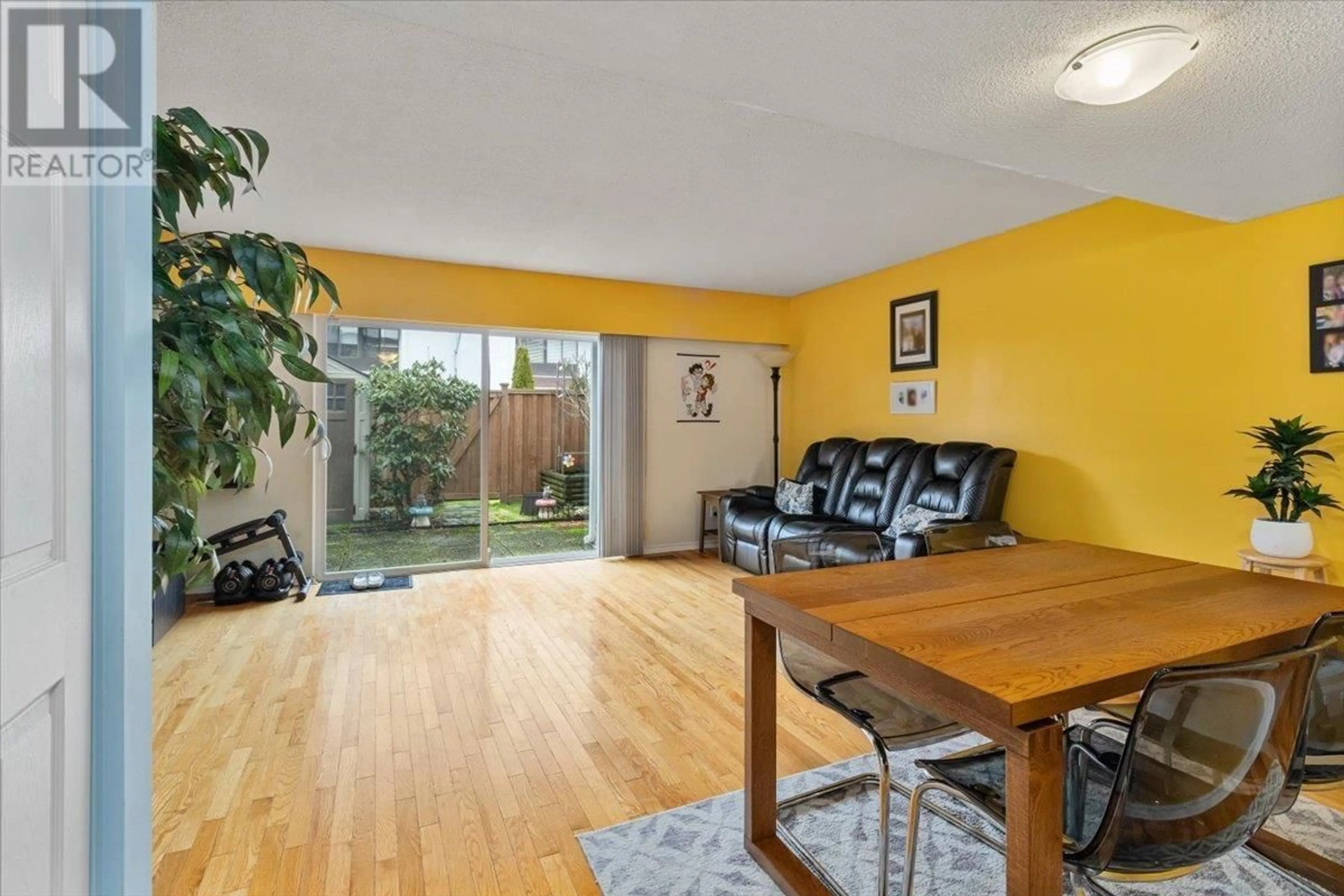 Living room with furniture, wood/laminate floor for 526 9651 GLENDOWER DRIVE, Richmond British Columbia V7A2Y6