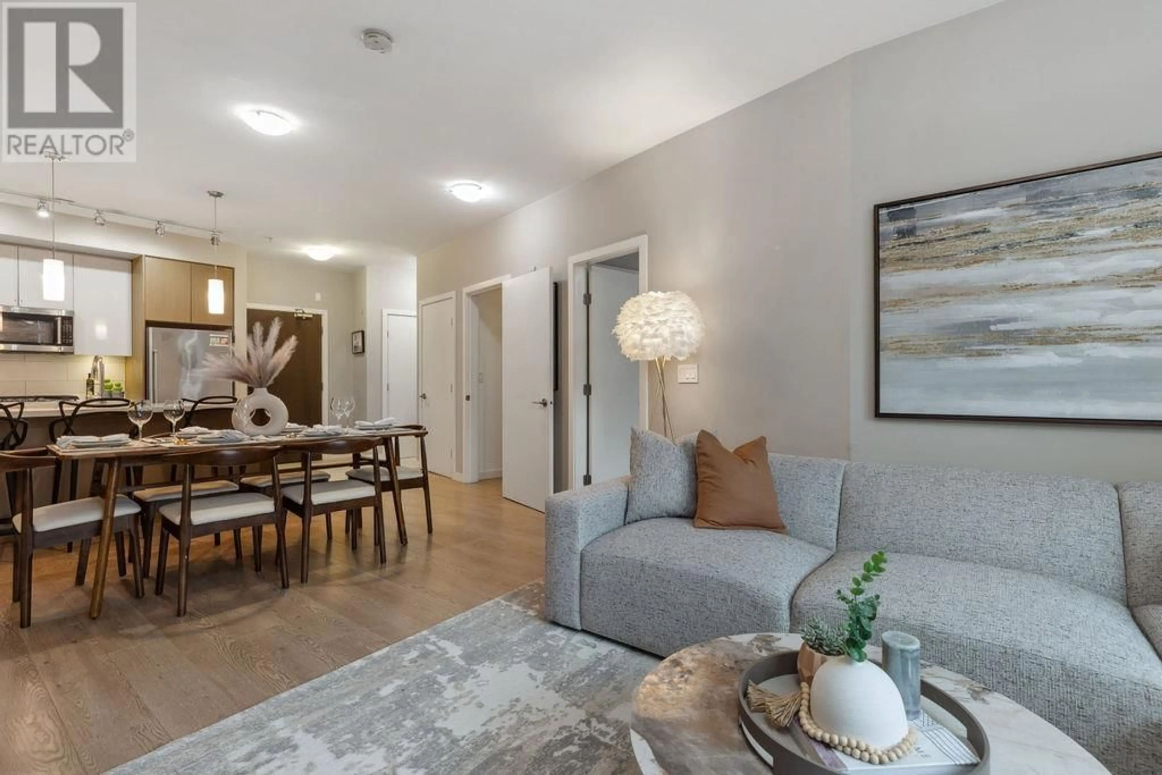 Living room with furniture, unknown for 110 - 20 ROYAL AVENUE, New Westminster British Columbia V3L0G9
