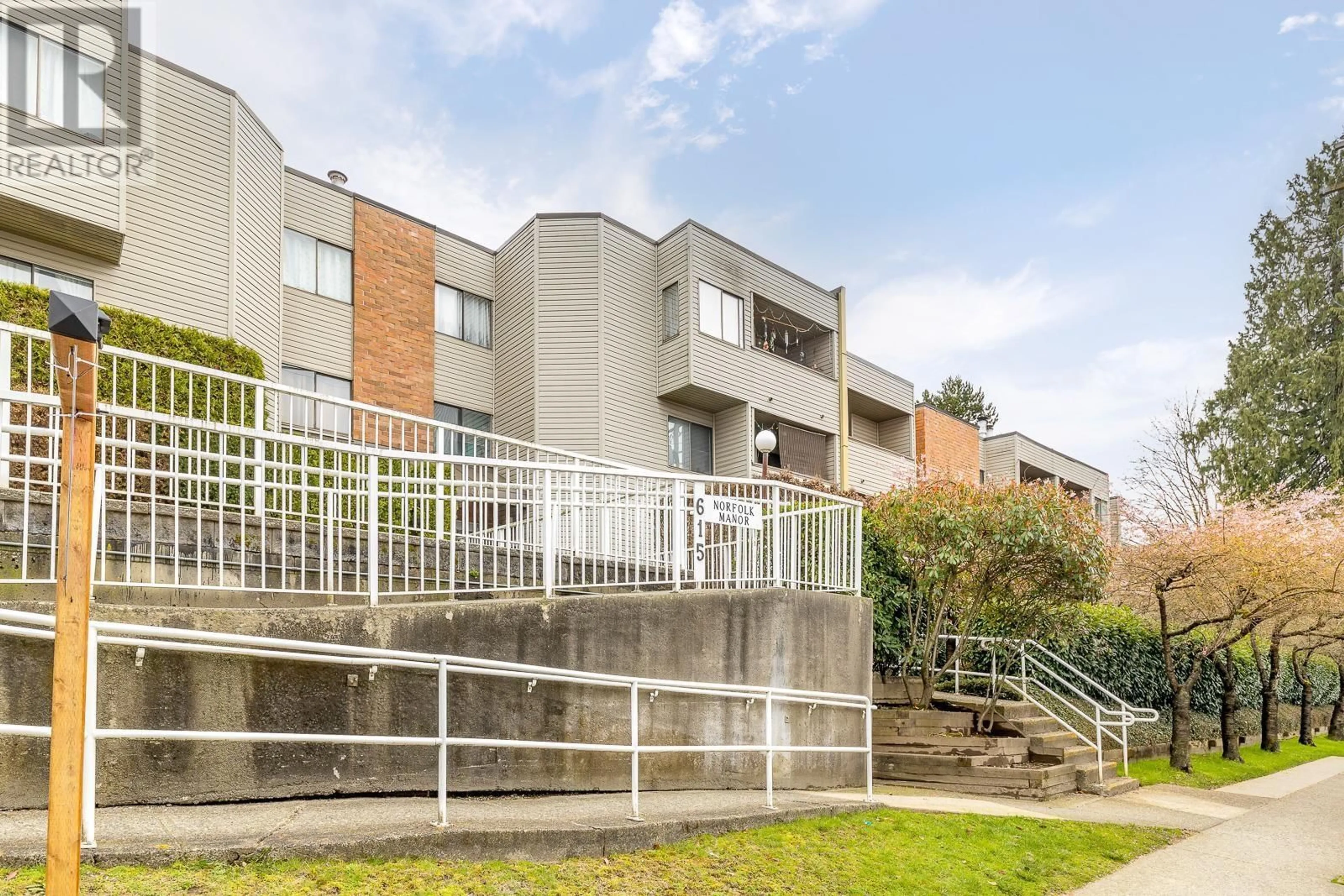 Unknown for 212 - 615 NORTH ROAD, Coquitlam British Columbia V3J1P1