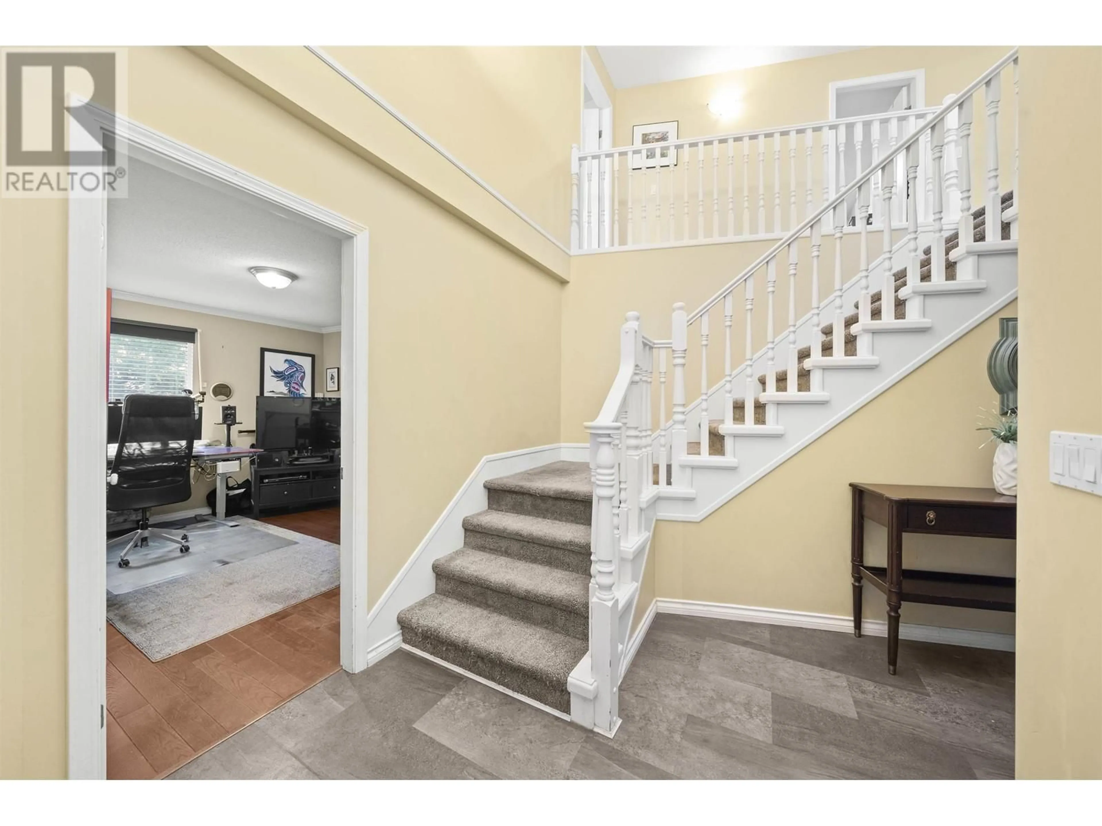 Indoor foyer for 4629 SAVOY STREET, Delta British Columbia V4K1P4