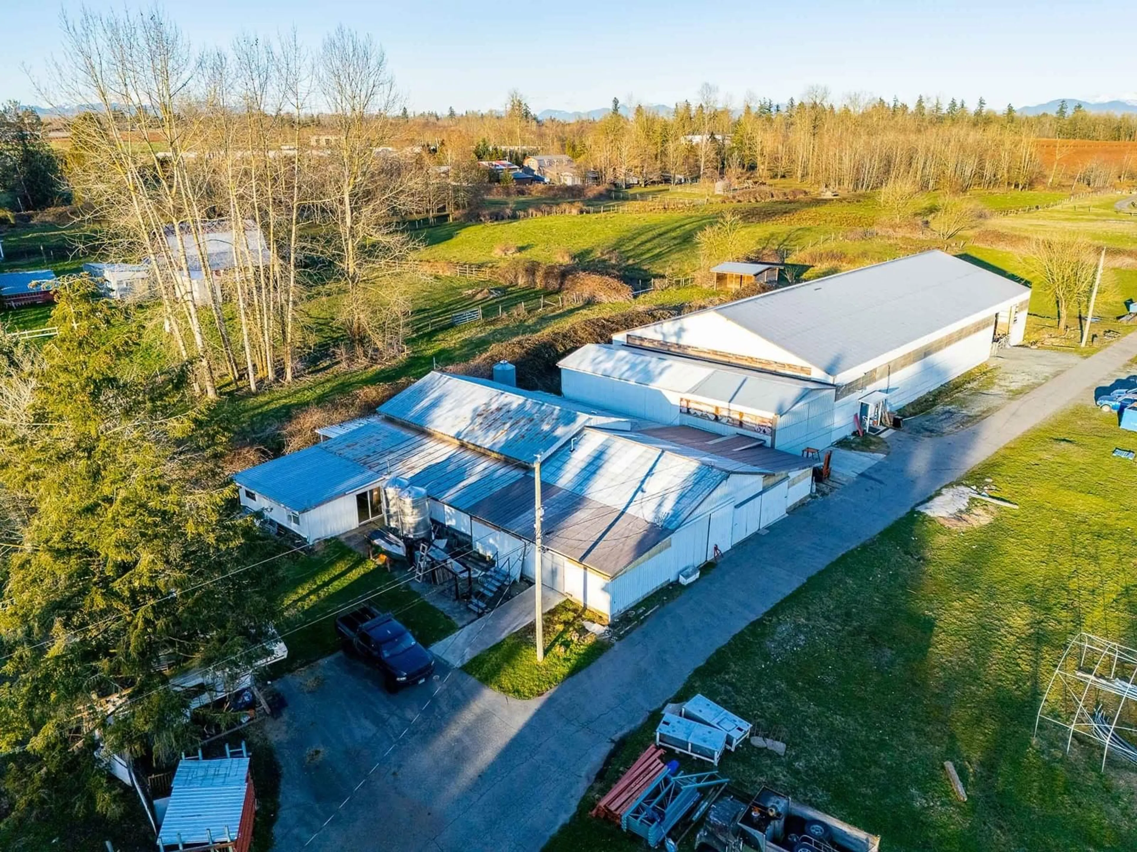 A pic from outside/outdoor area/front of a property/back of a property/a pic from drone, building for 1860 240, Langley British Columbia V2Z3A5