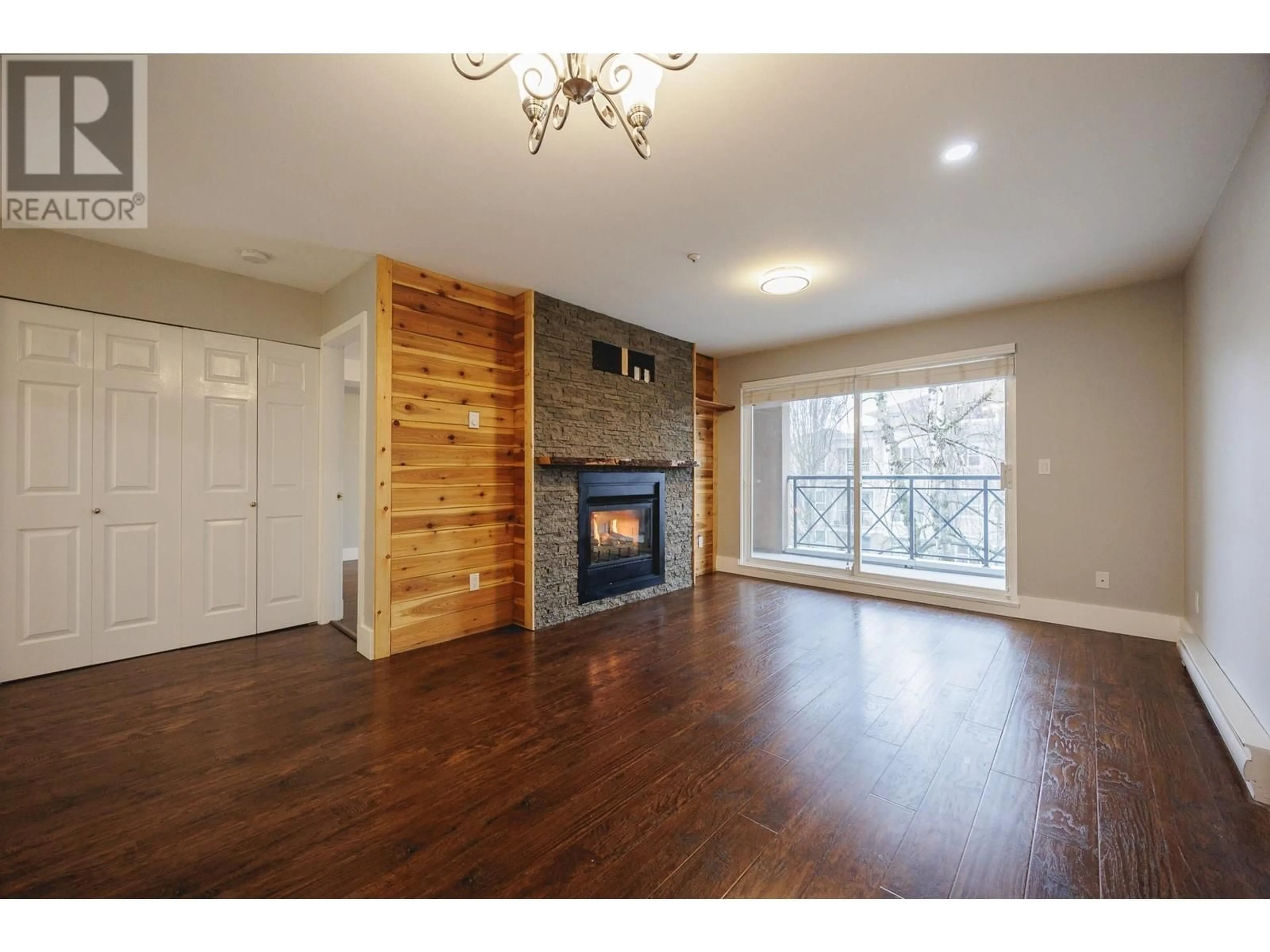 Unknown for 305 - 2435 WELCHER AVENUE, Port Coquitlam British Columbia V3C1X8