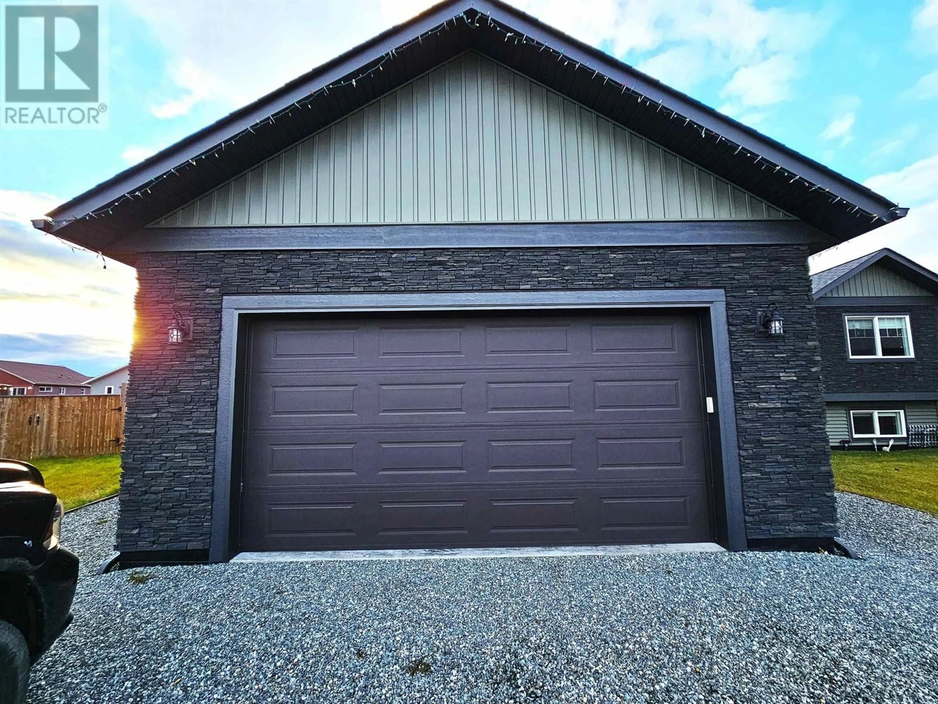 Indoor garage for 5256 GABLE PLACE, Prince George British Columbia V2K5A6