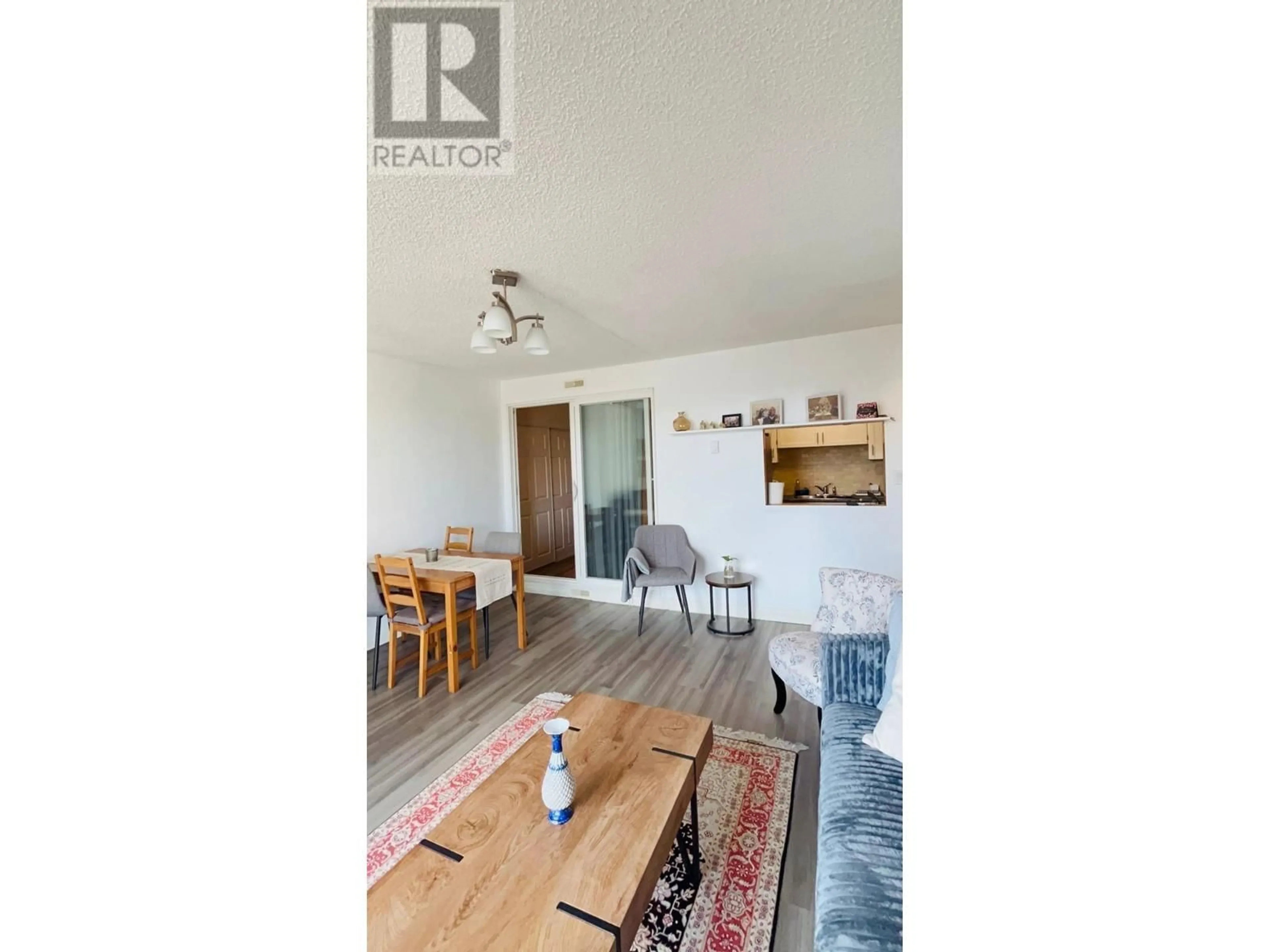 Living room with furniture, wood/laminate floor for 905 - 9595 ERICKSON DRIVE, Burnaby British Columbia V3J7N9