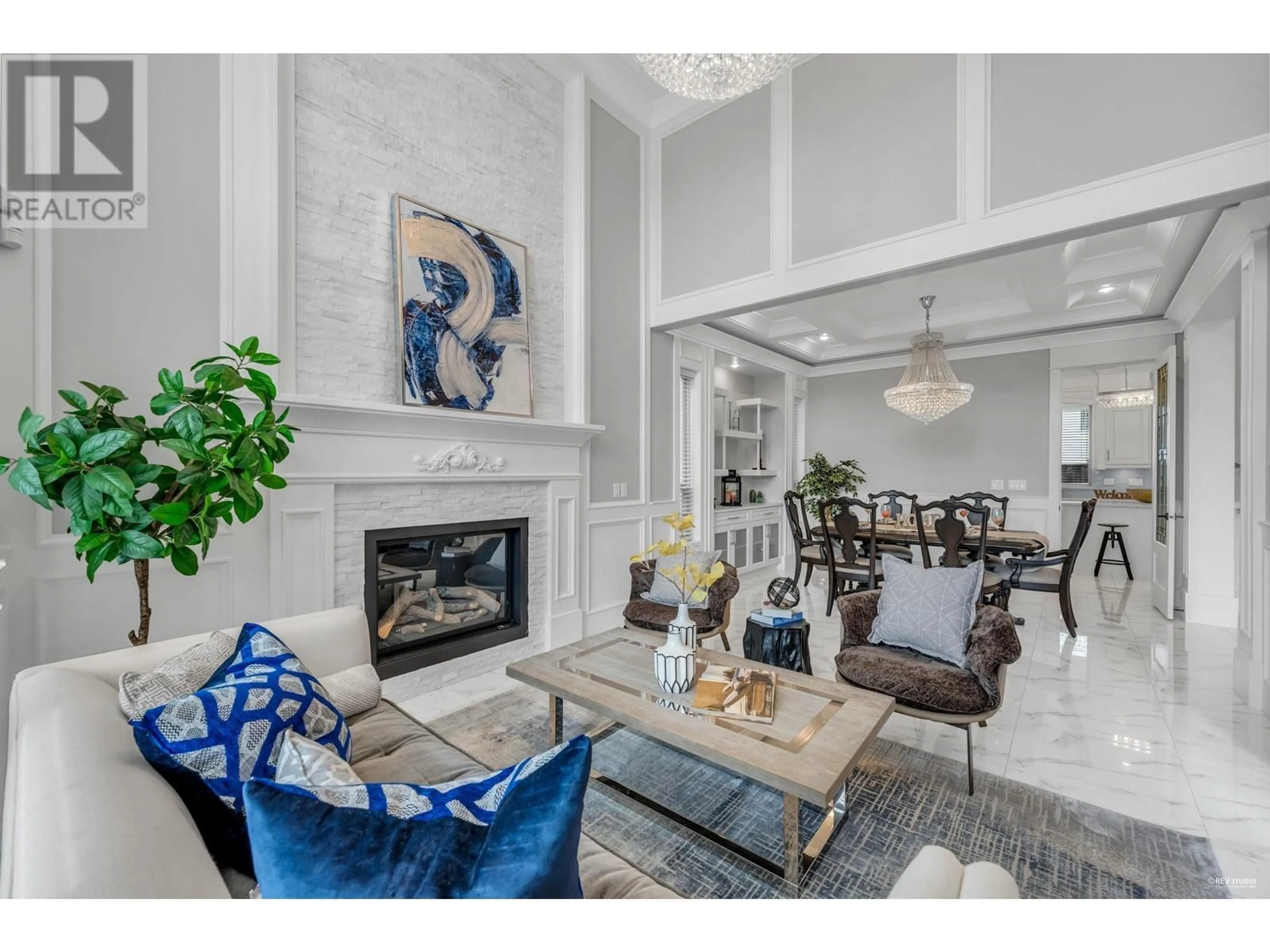 Living room with furniture, ceramic/tile floor for 3471 BLUNDELL ROAD, Richmond British Columbia V7C1G5