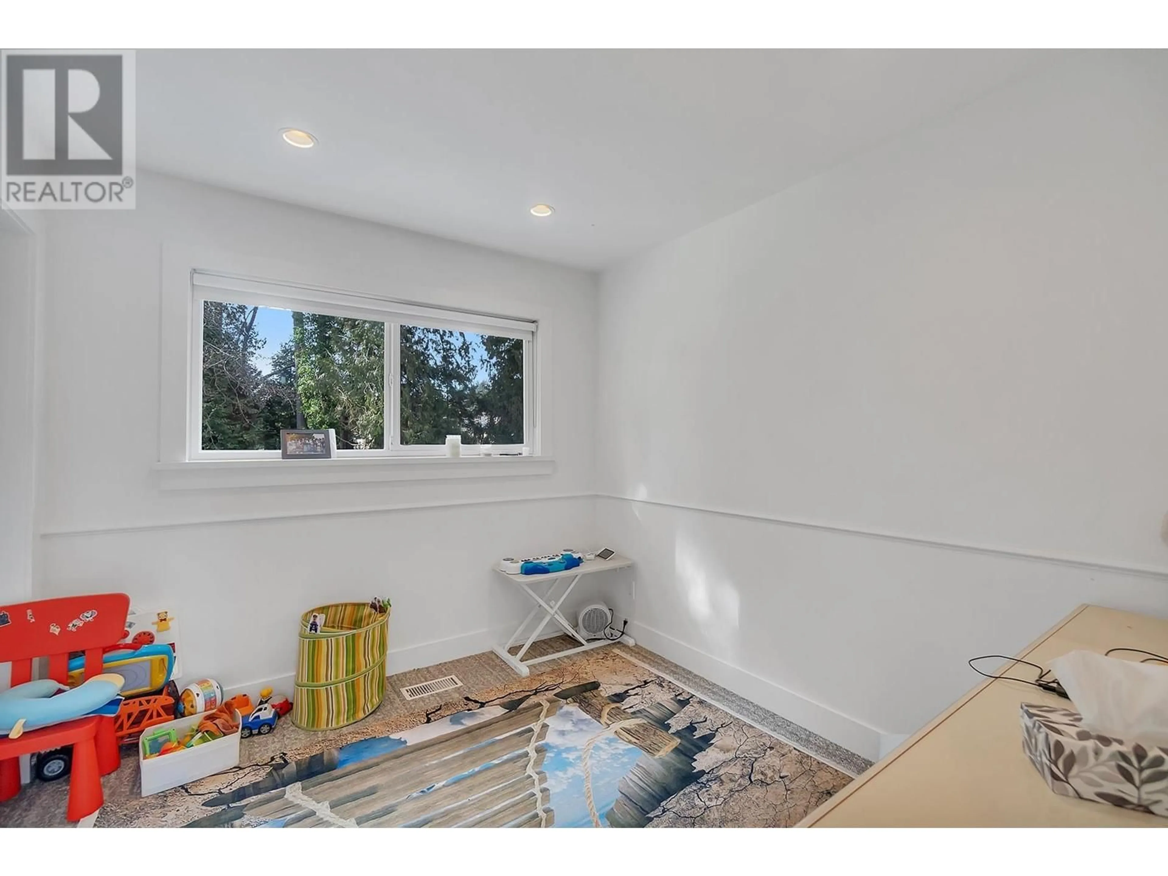 A pic of a room for 2505 WILLIAM AVENUE, North Vancouver British Columbia V7K1Z2