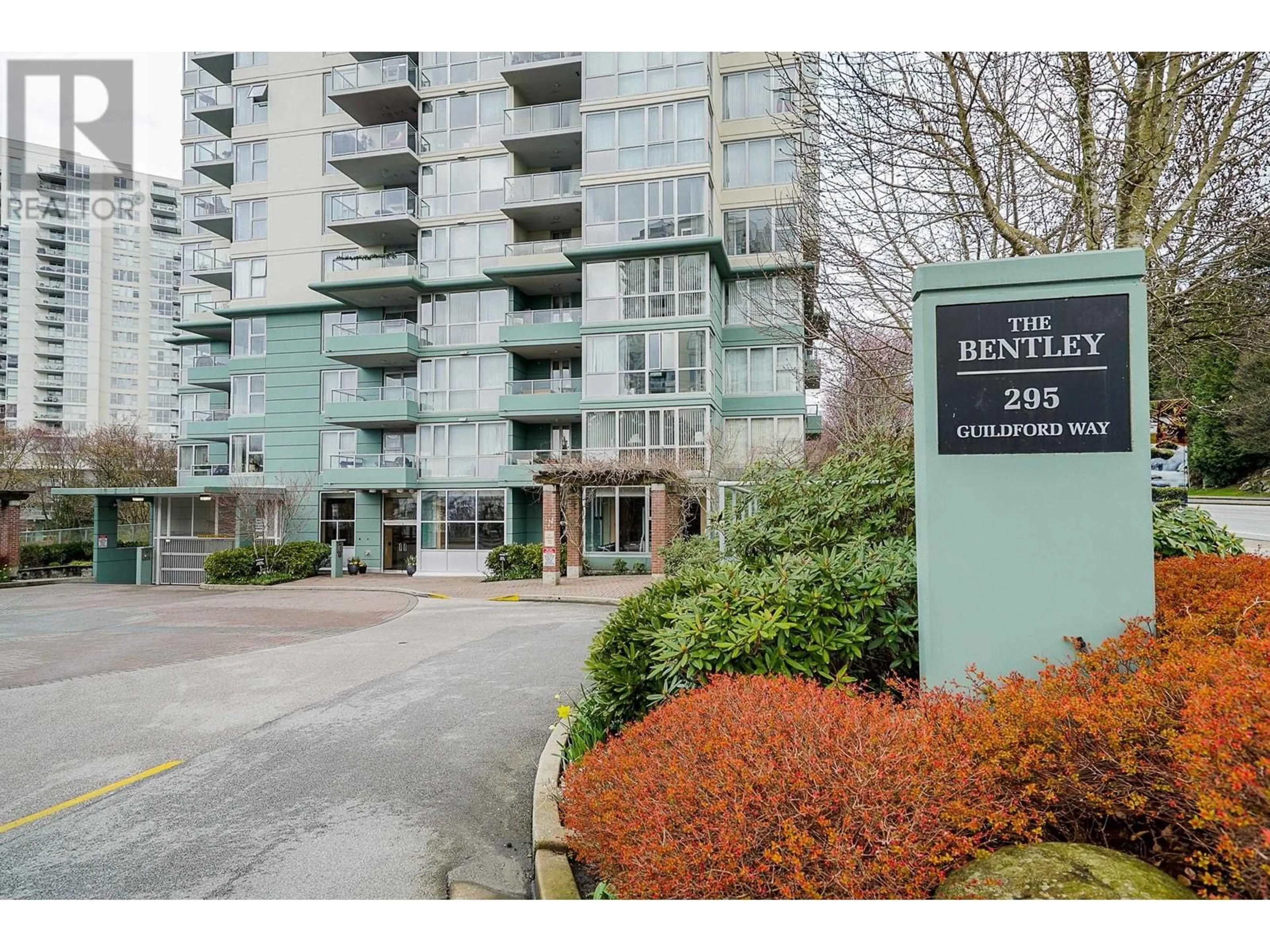 Indoor entryway for 306 295 GUILDFORD WAY, Port Moody British Columbia V3H5N3