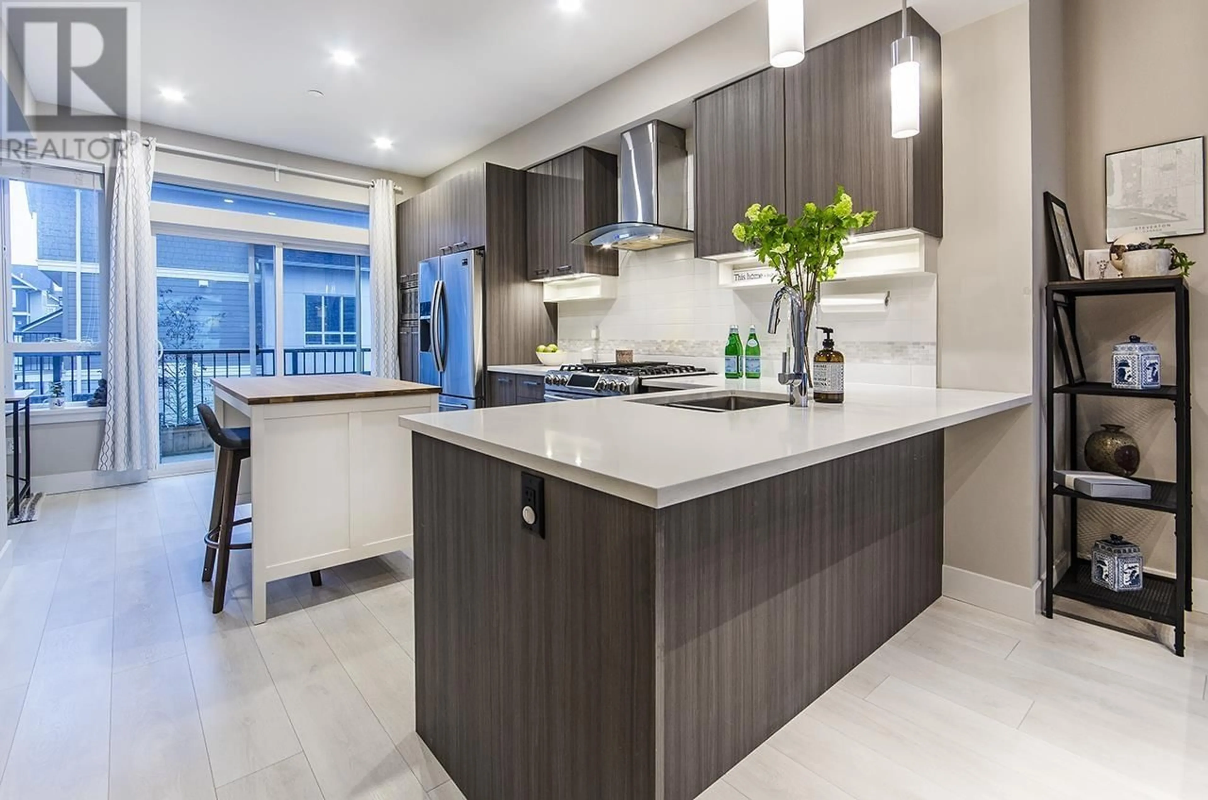 Contemporary kitchen, ceramic/tile floor for 151 1894 OSPREY DRIVE, Tsawwassen British Columbia V4M0C3