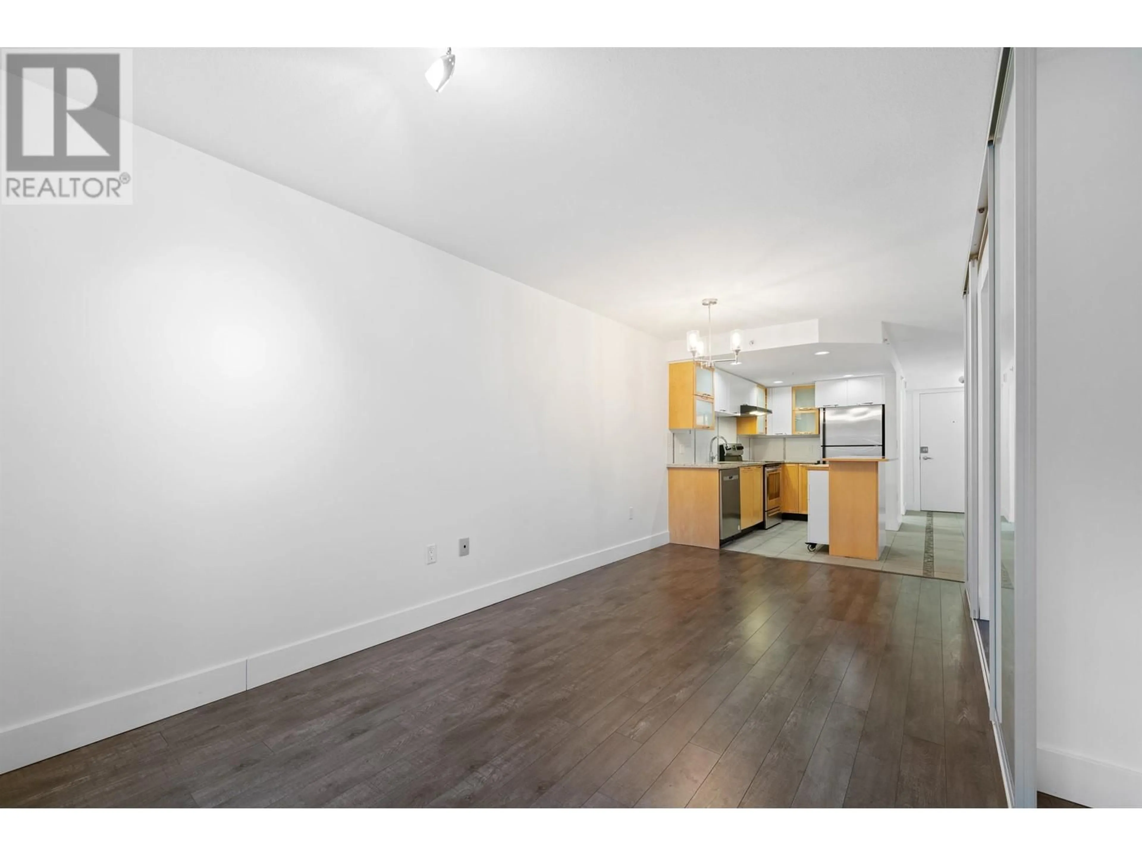 A pic of a room for 102 2137 W 10TH AVENUE, Vancouver British Columbia V6K4W4