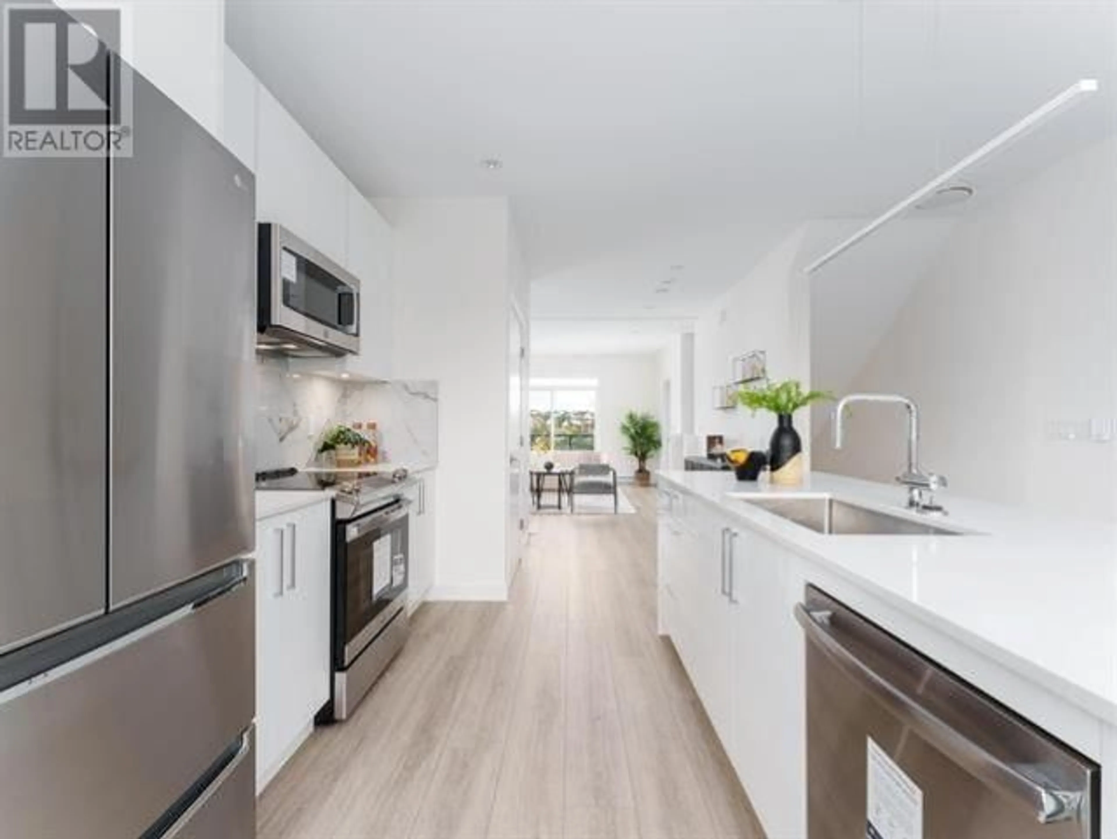 Open concept kitchen, unknown for 48 4337 BOUNDARY ROAD, Richmond British Columbia V6V1S8