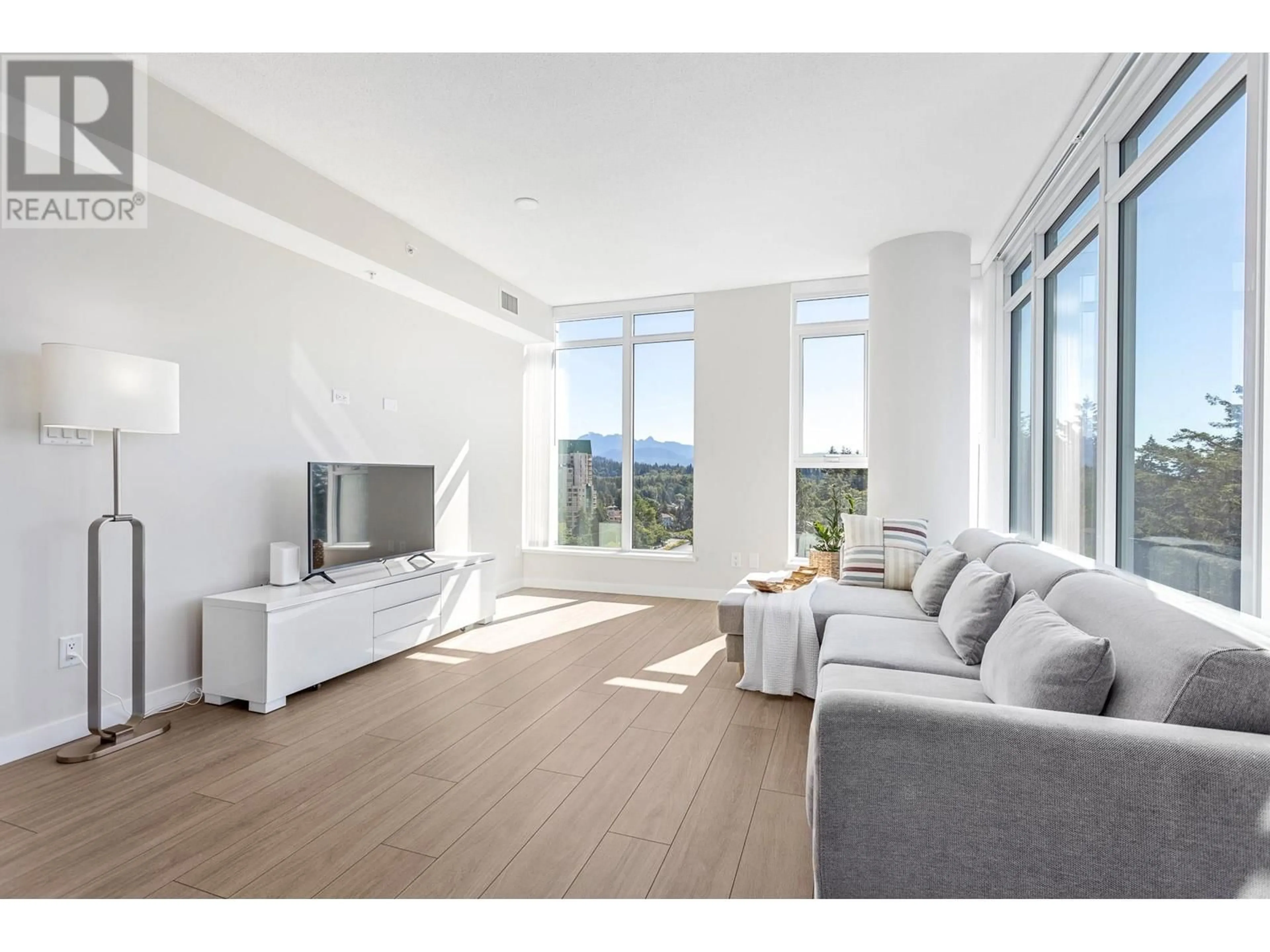 Living room with furniture, unknown for 1505 - 1182 WESTWOOD STREET, Coquitlam British Columbia V3B0T9