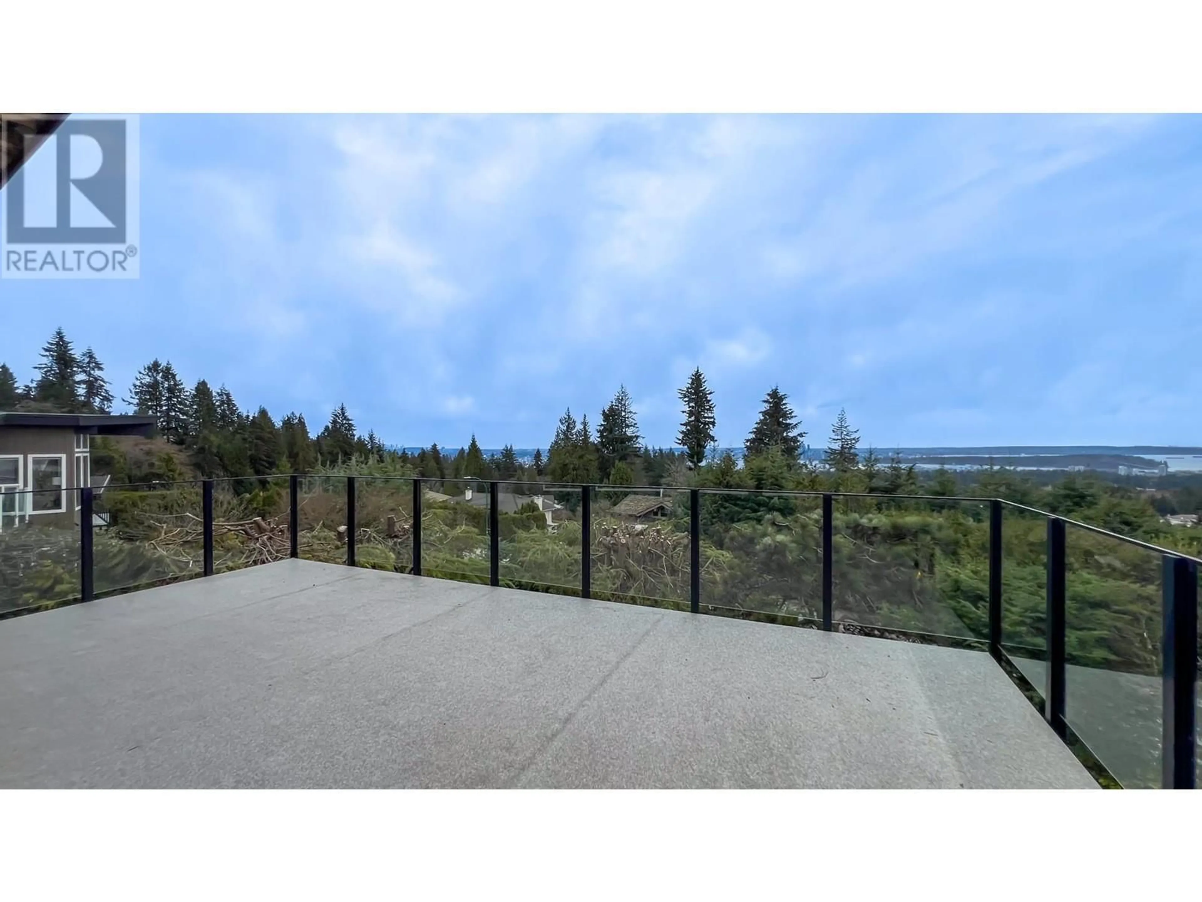 Patio, water/lake/river/ocean view for 372 MONTROYAL BOULEVARD, North Vancouver British Columbia V7N4E5