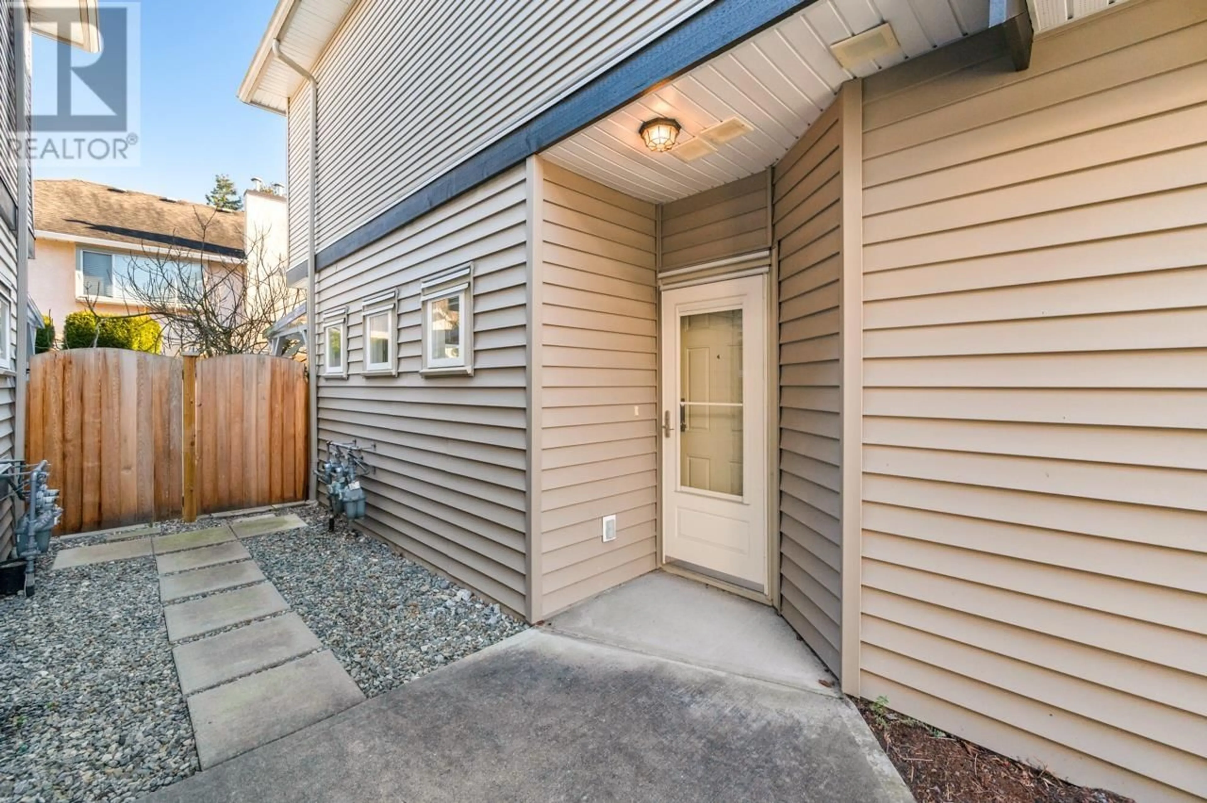 Patio, street for 2 - 8271 FRANCIS ROAD, Richmond British Columbia V6Y1A5
