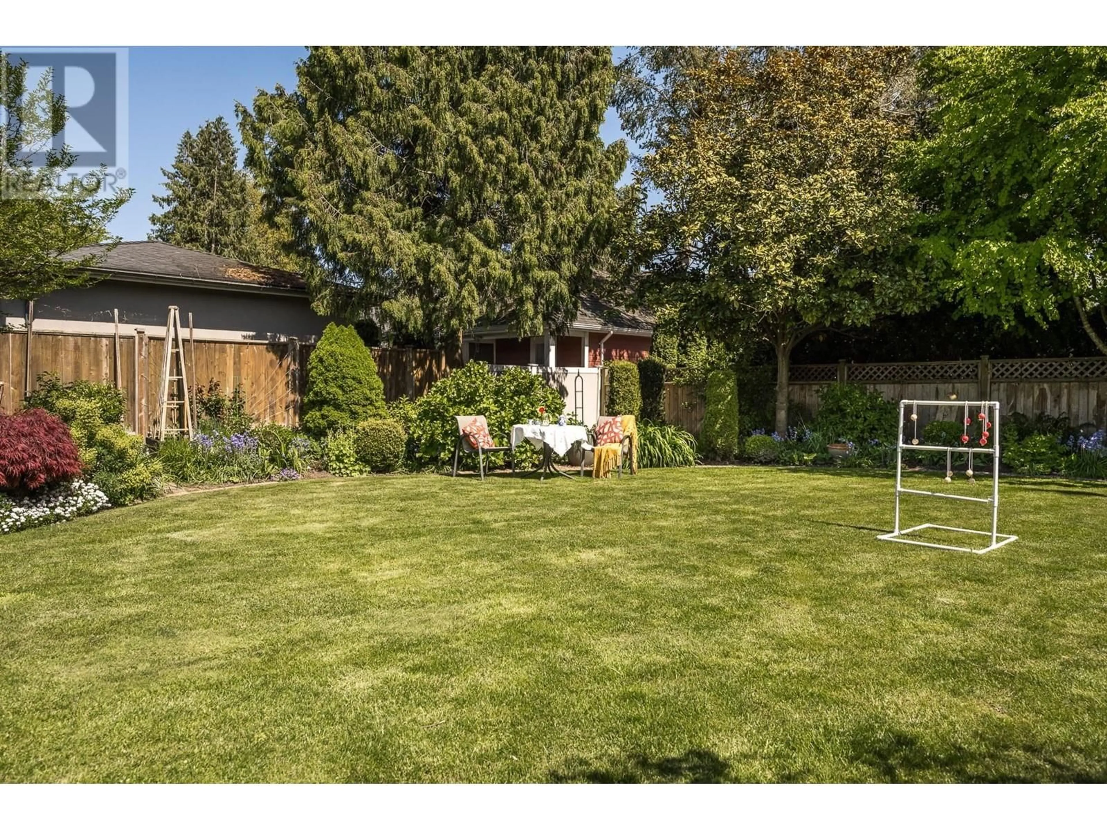 A pic from outside/outdoor area/front of a property/back of a property/a pic from drone, street for 5050 FENTON DRIVE, Delta British Columbia V4K2H4