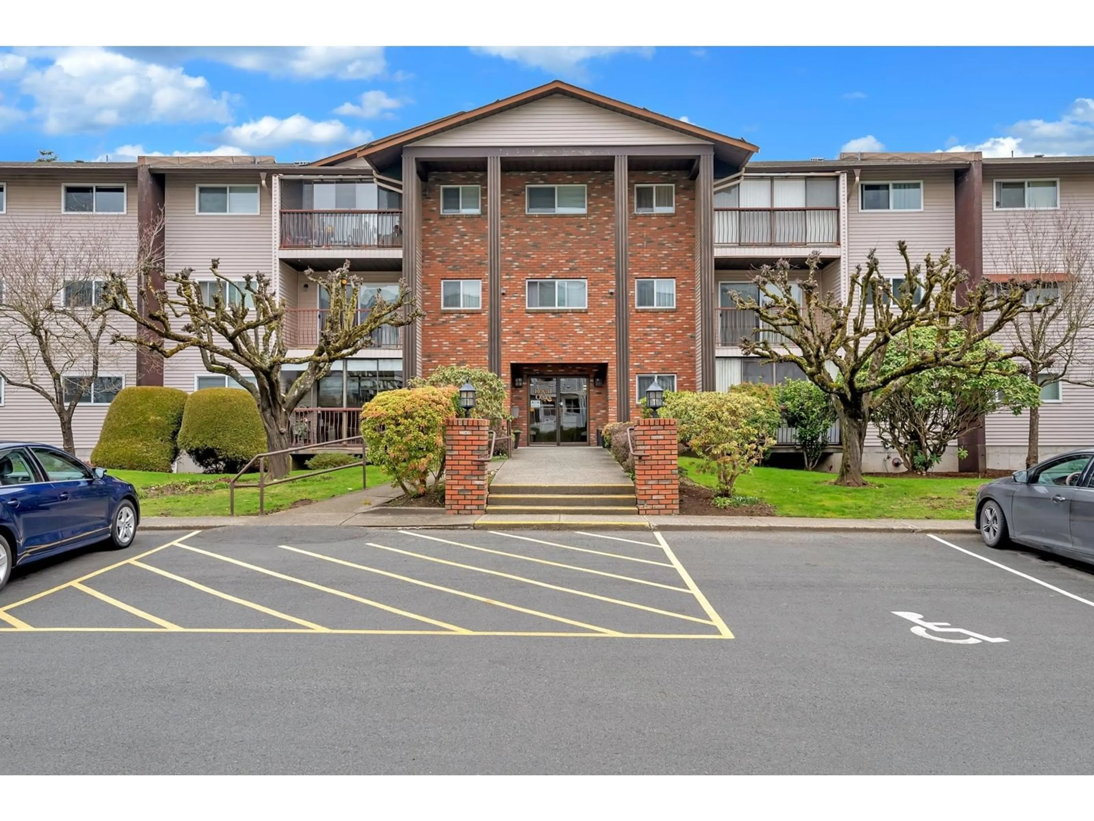 Unknown for 102 - 32910 AMICUS, Abbotsford British Columbia V2S6G9