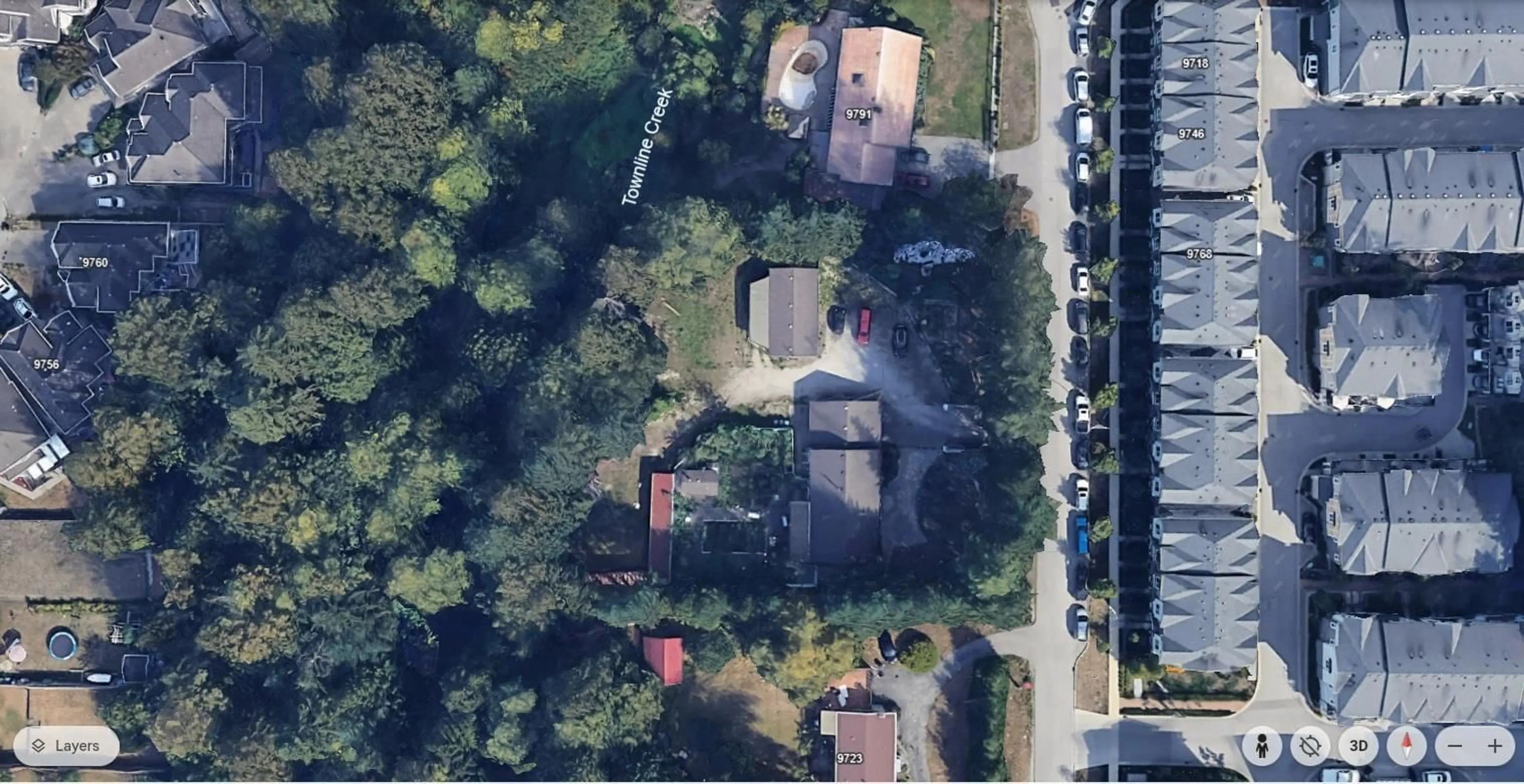 A pic from outside/outdoor area/front of a property/back of a property/a pic from drone, street for 9747 161A STREET, Surrey British Columbia V4N2E8