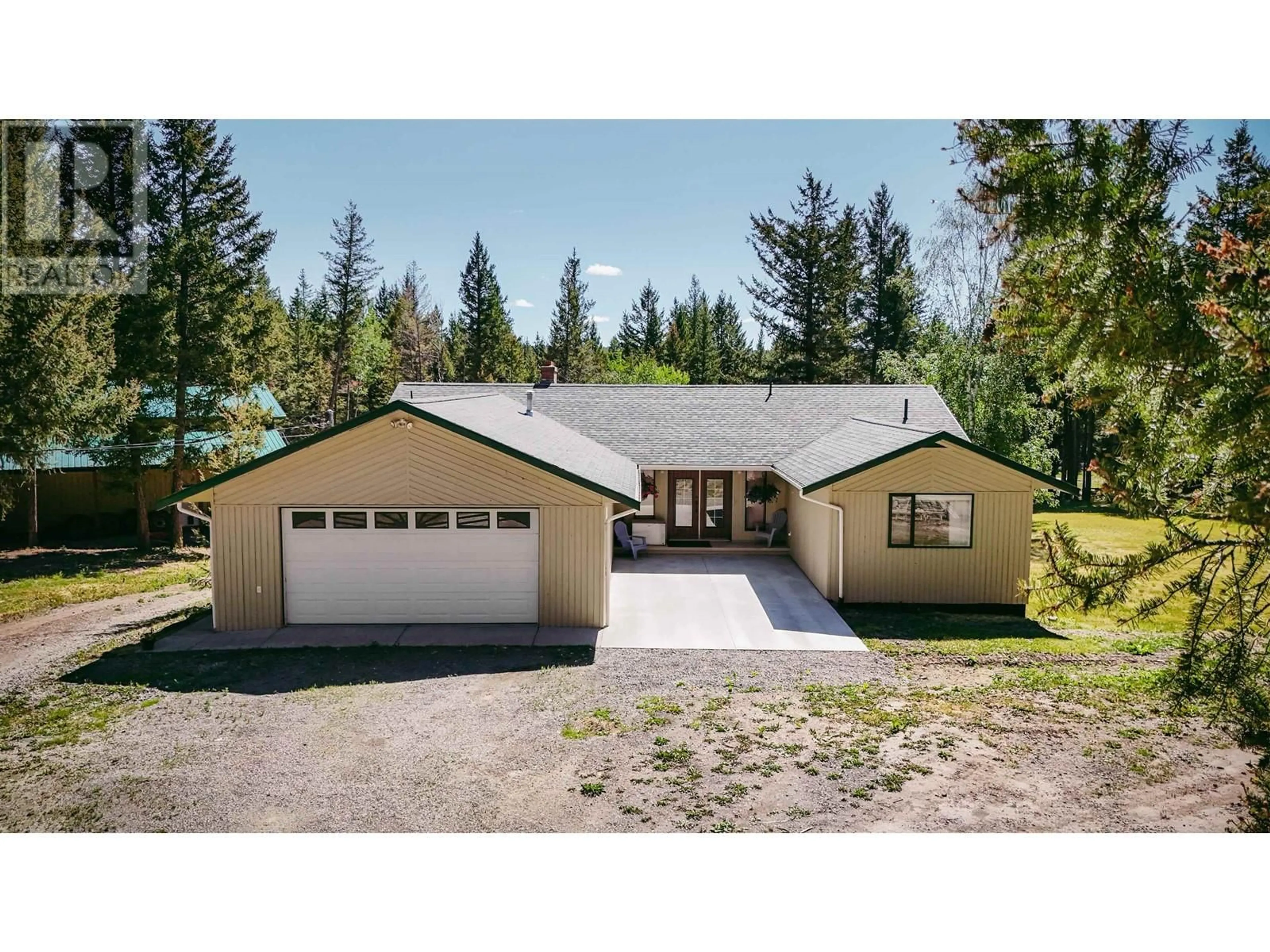 A pic from outside/outdoor area/front of a property/back of a property/a pic from drone, street for 5902 EASTWOOD ROAD, 100 Mile House British Columbia V0K2E1