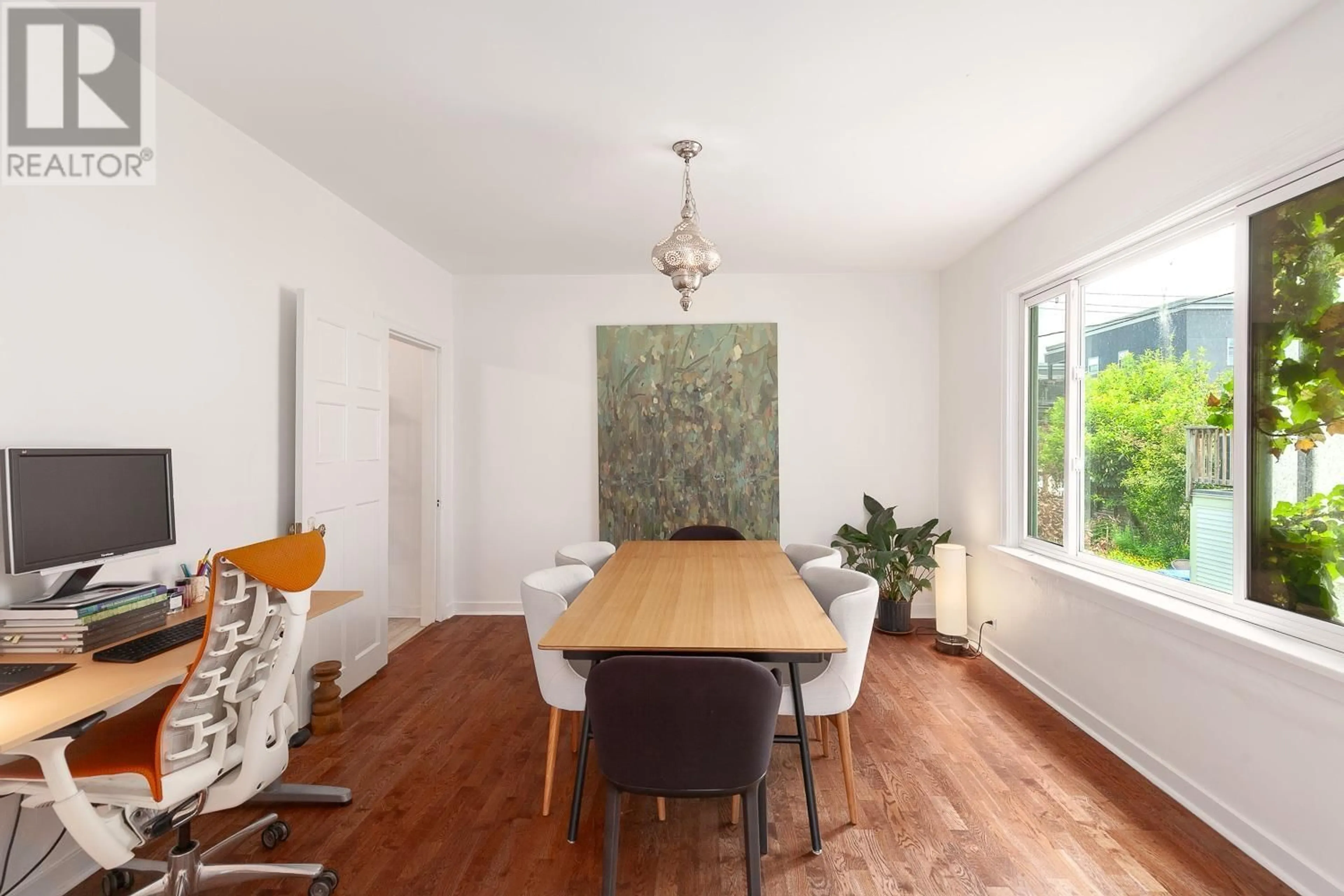 Dining room, wood/laminate floor for 1529 FRANCES STREET, Vancouver British Columbia V5L1Z2