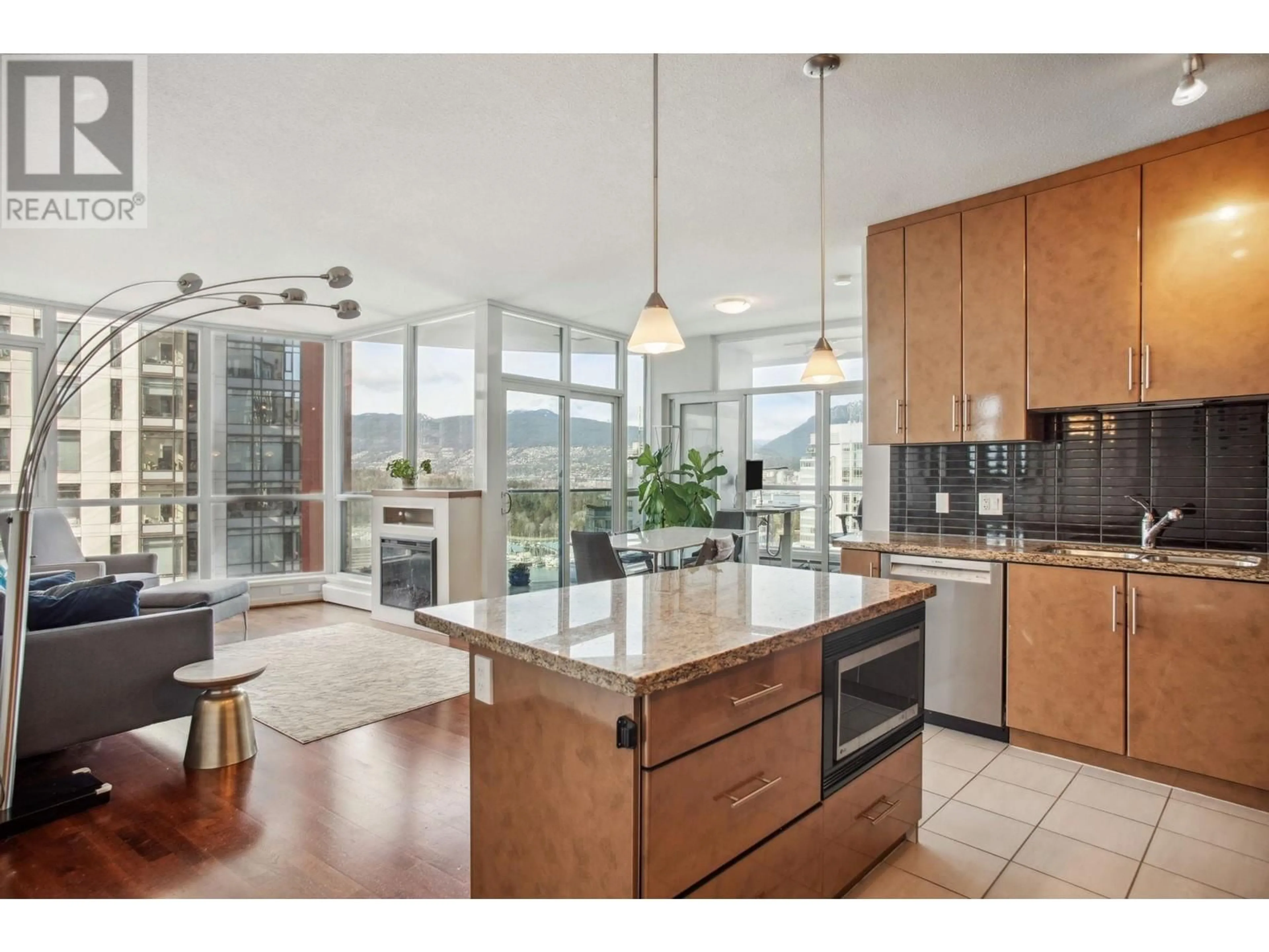 Open concept kitchen, ceramic/tile floor for 2901 1189 MELVILLE STREET, Vancouver British Columbia V6E4T8