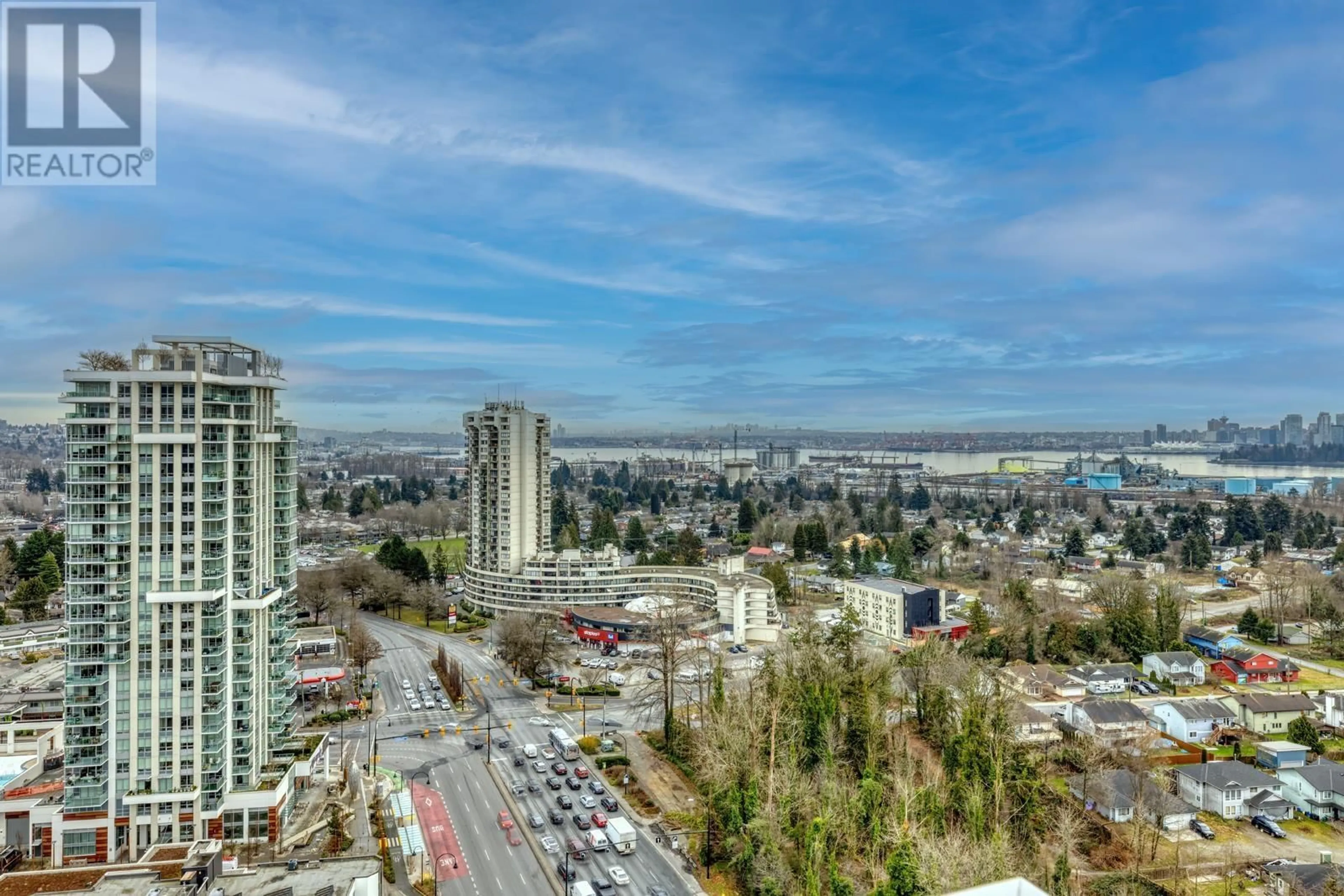 A pic from outside/outdoor area/front of a property/back of a property/a pic from drone, city buildings view from balcony for 2104 - 200 KLAHANIE COURT, West Vancouver British Columbia V7P0E4